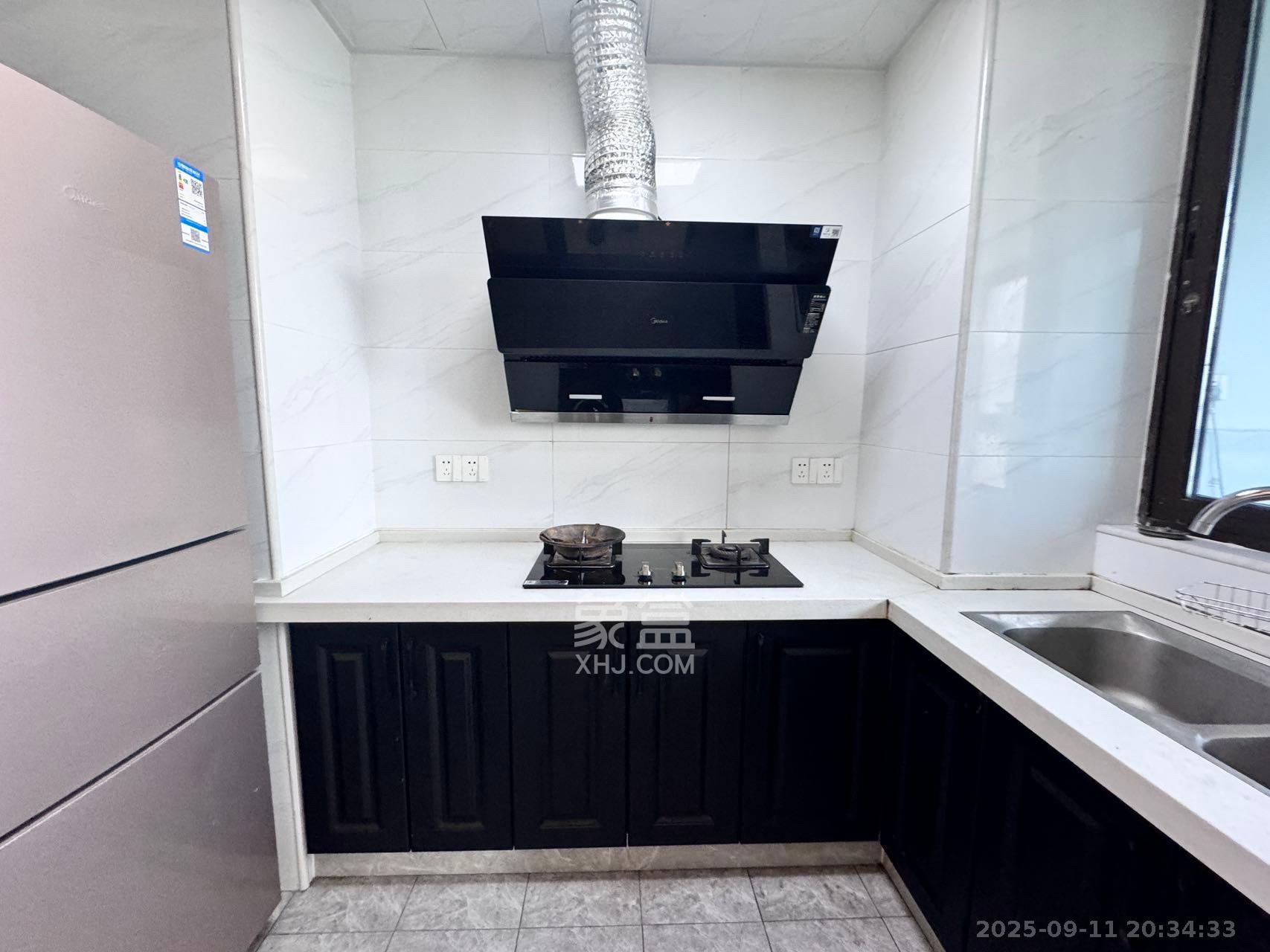 明昇壹城(明昇时代广场)二期 3室2厅2卫 3000.0元/月 明昇壹城(明昇时代广场)二期 3室2厅2卫 3000.0元/月室内图