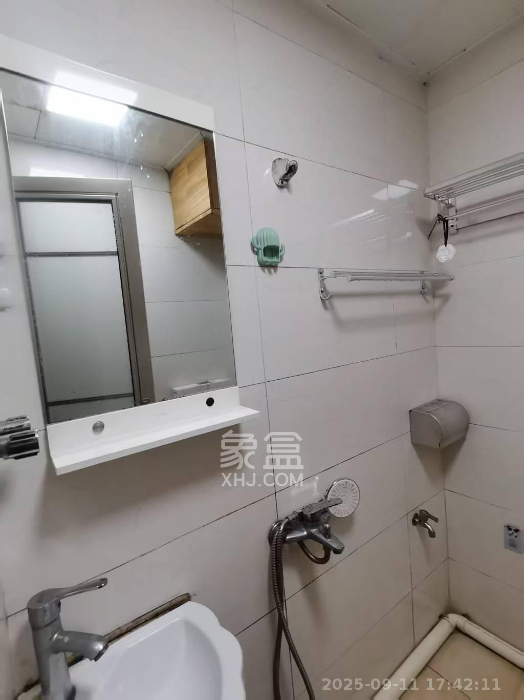 富雅坪社区(红墙巷) 2室1厅1卫 1900.0元/月 富雅坪社区(红墙巷) 2室1厅1卫 1900.0元/月室内图