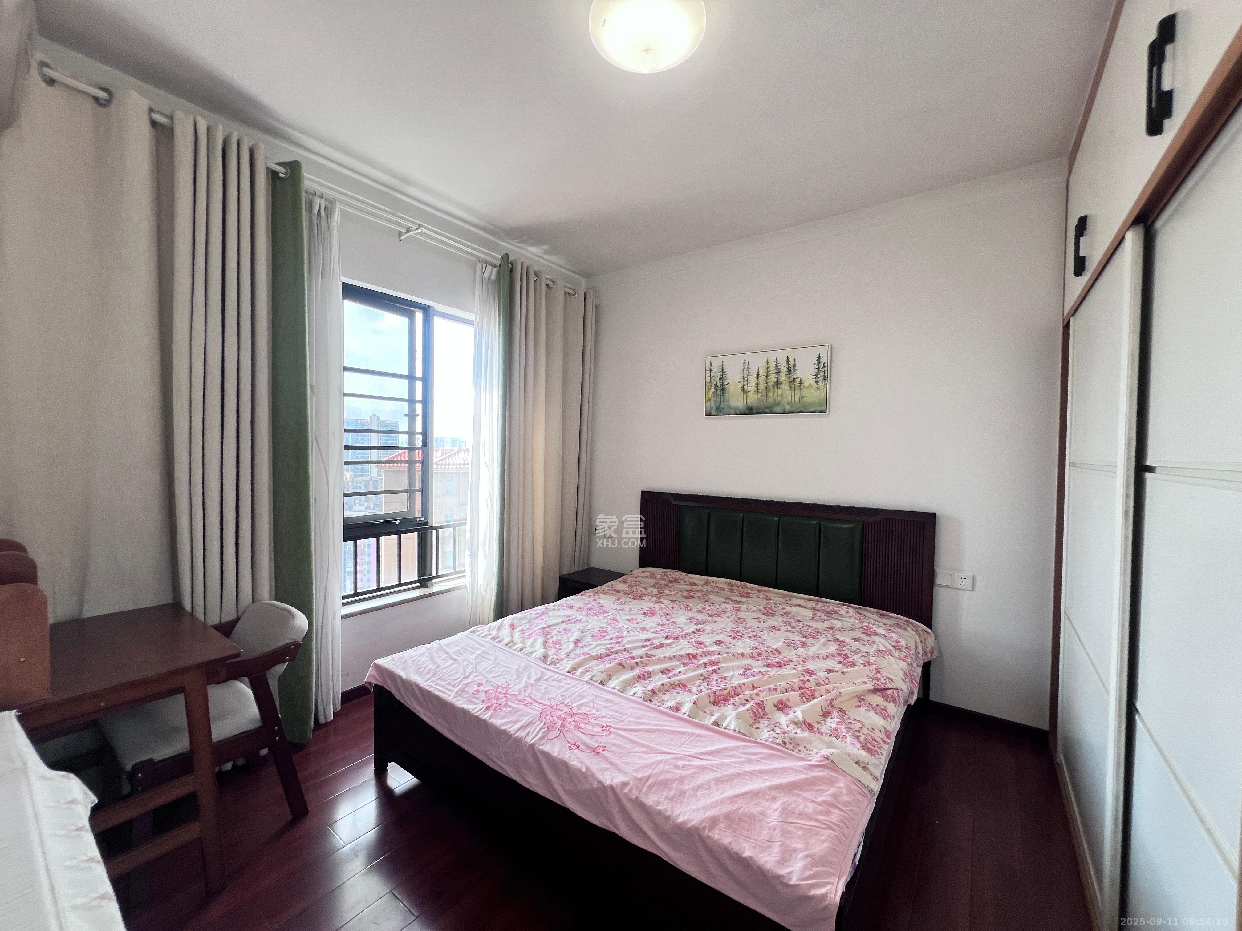 珠江郦城公园1号 3室2厅2卫 2900.0元/月 珠江郦城公园1号 3室2厅2卫 2900.0元/月室内图