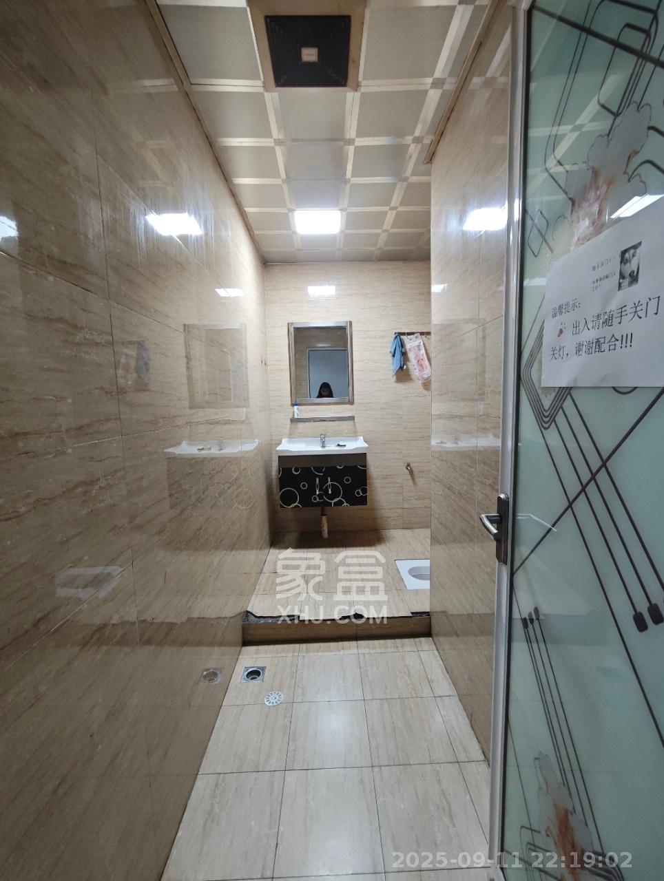 天健壹平方英里（天健芙蓉盛世二期）   260.0㎡      14500.0元/月室内图