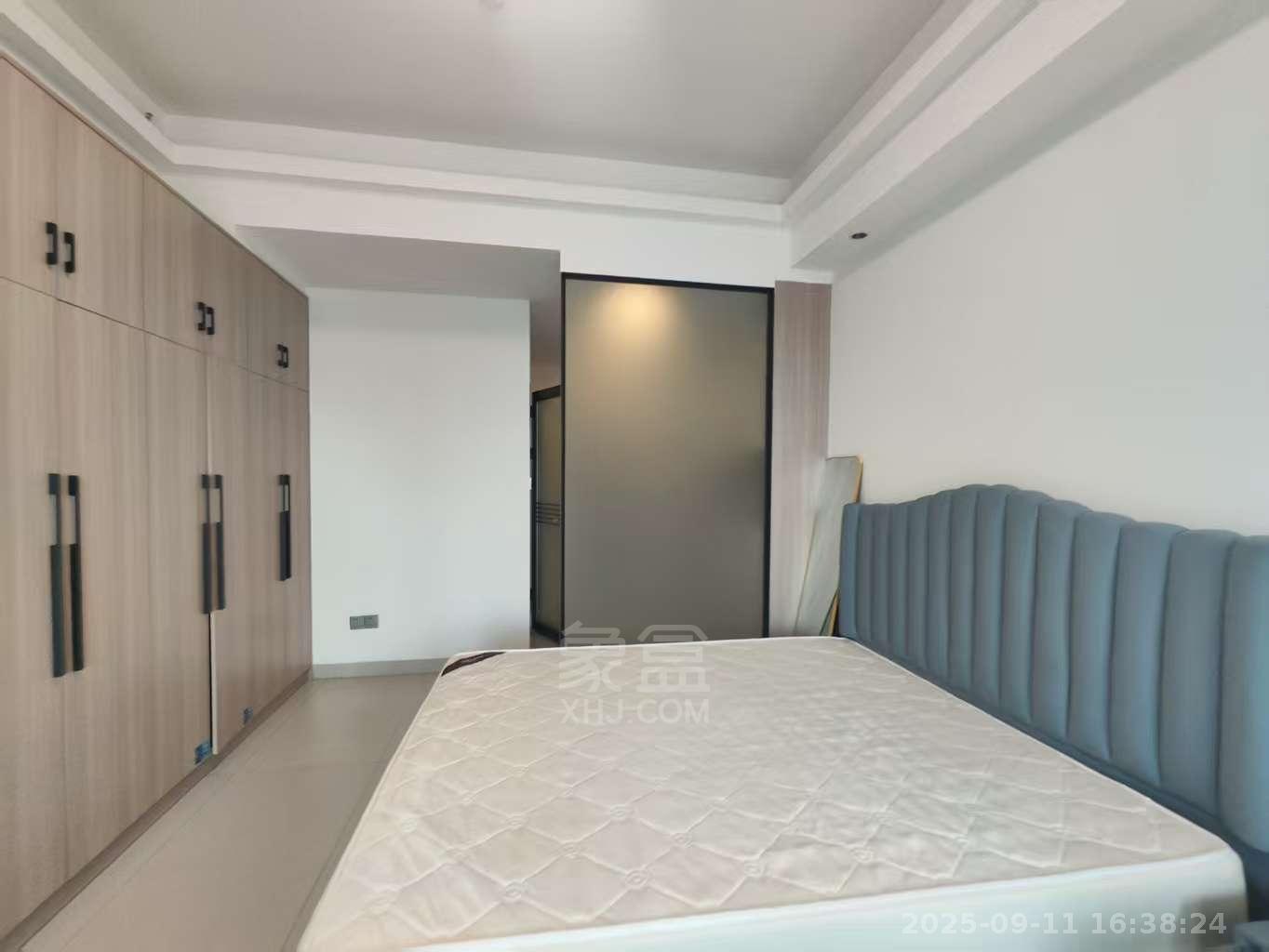 白鹤公馆 1室1厅1卫 1600.0元/月 白鹤公馆 1室1厅1卫 1600.0元/月室内图