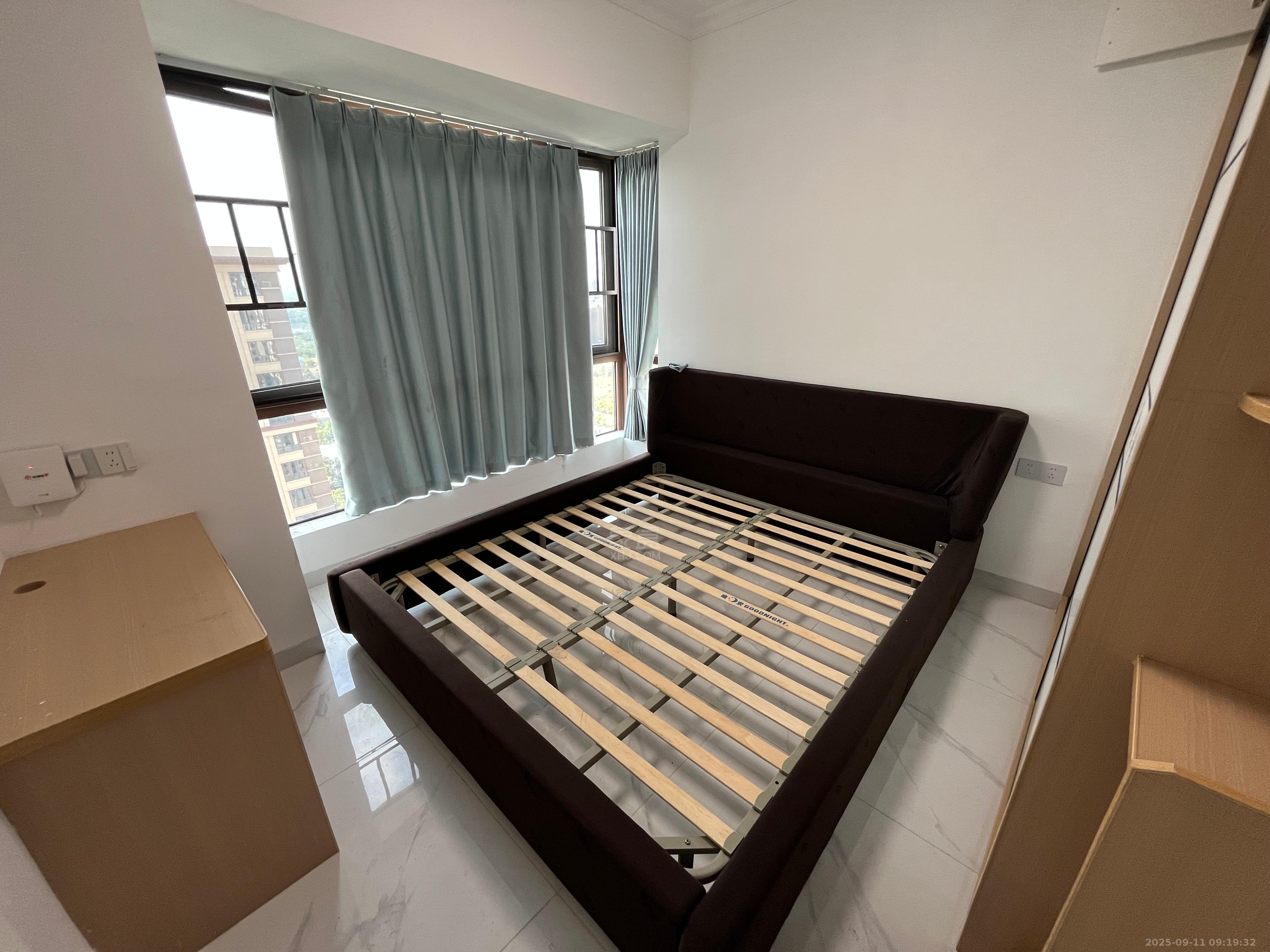 金轮津桥华府  3室2厅2卫    2200.0元/月室内图