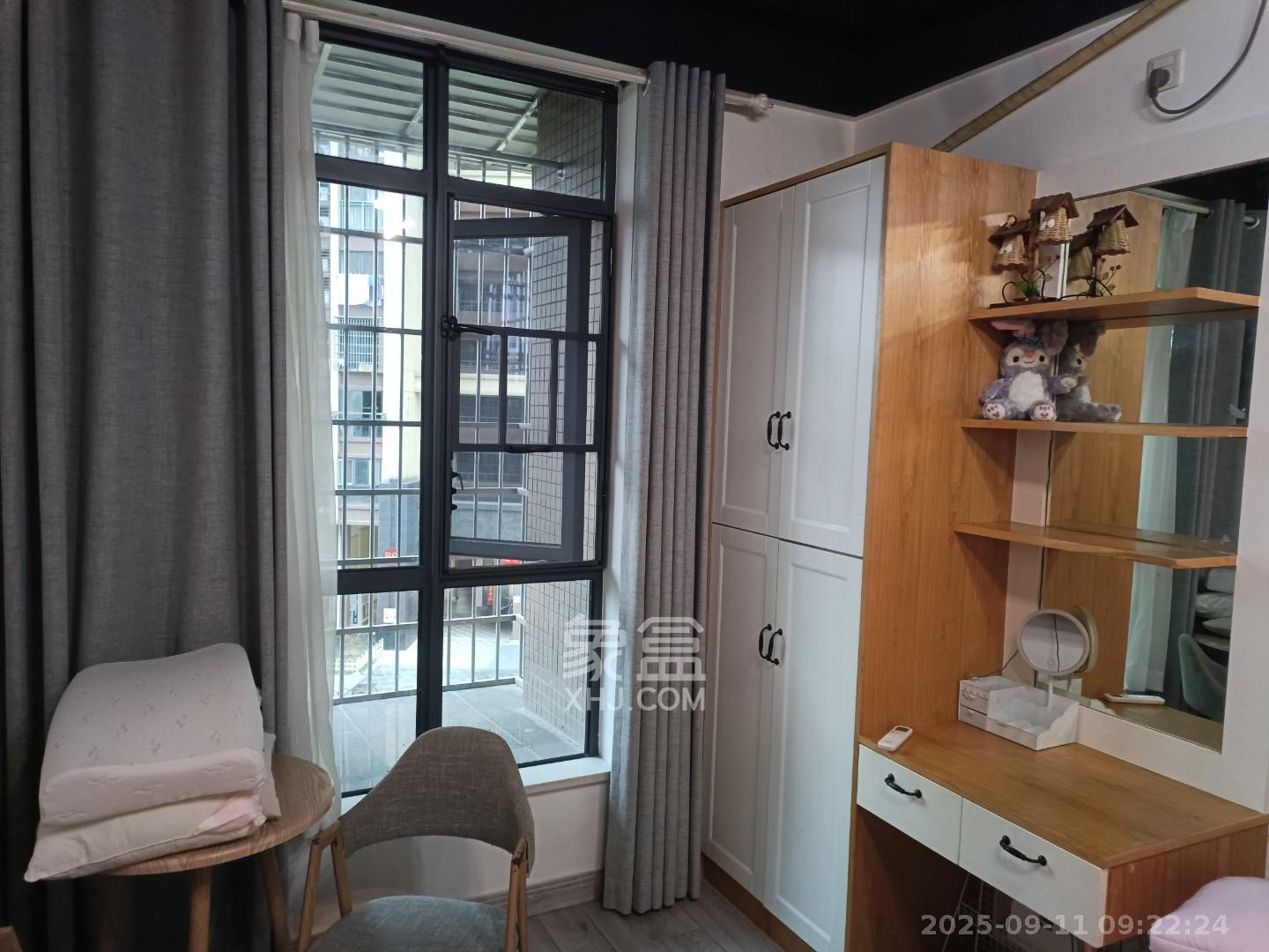 叠彩兰亭 1室1厅1卫 1100.0元/月 叠彩兰亭 1室1厅1卫 1100.0元/月室内图