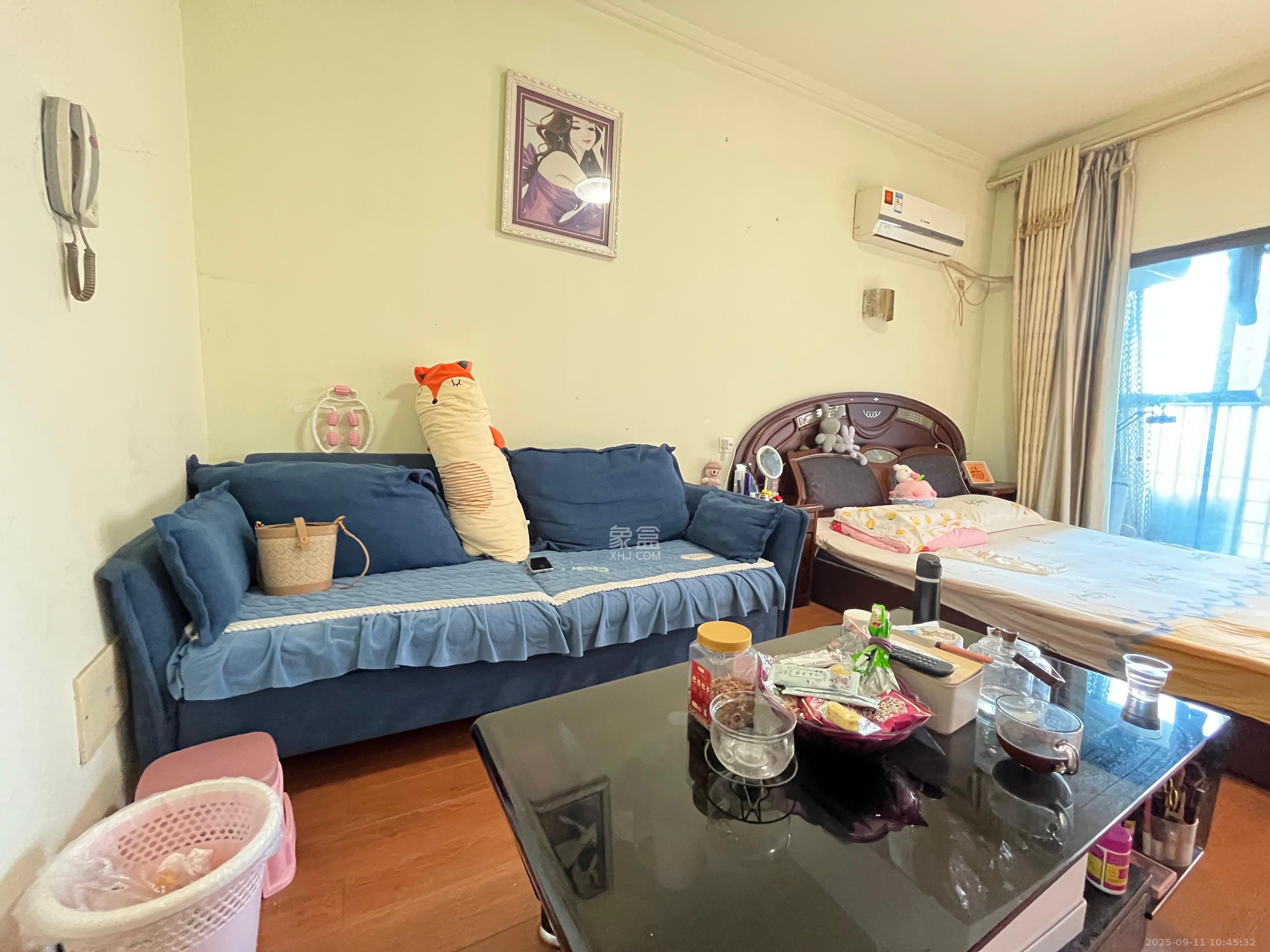 名富公寓  1室0厅1卫    1500.0元/月室内图