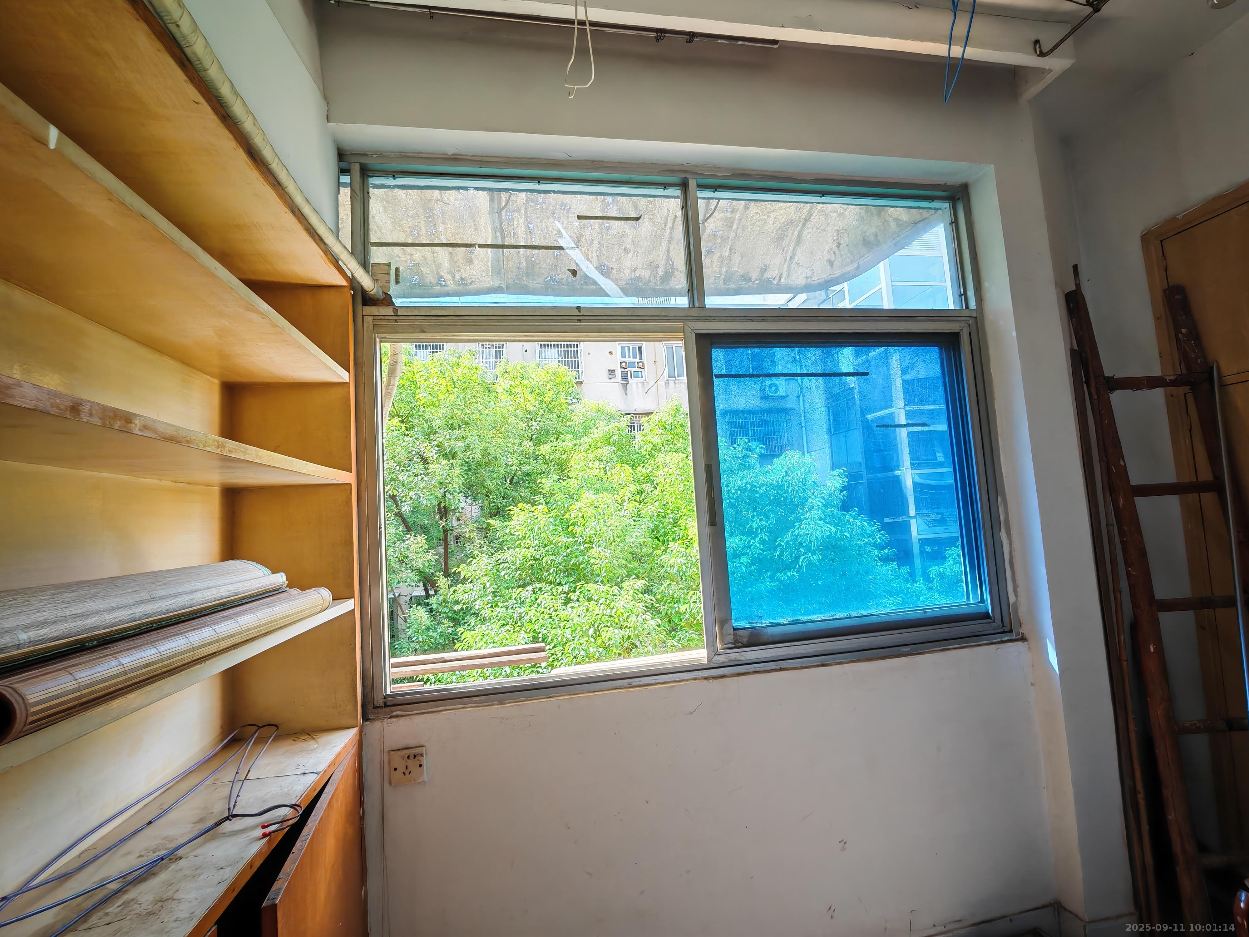 梅岭村 3室1厅1卫 1600.0元/月 梅岭村 3室1厅1卫 1600.0元/月室内图