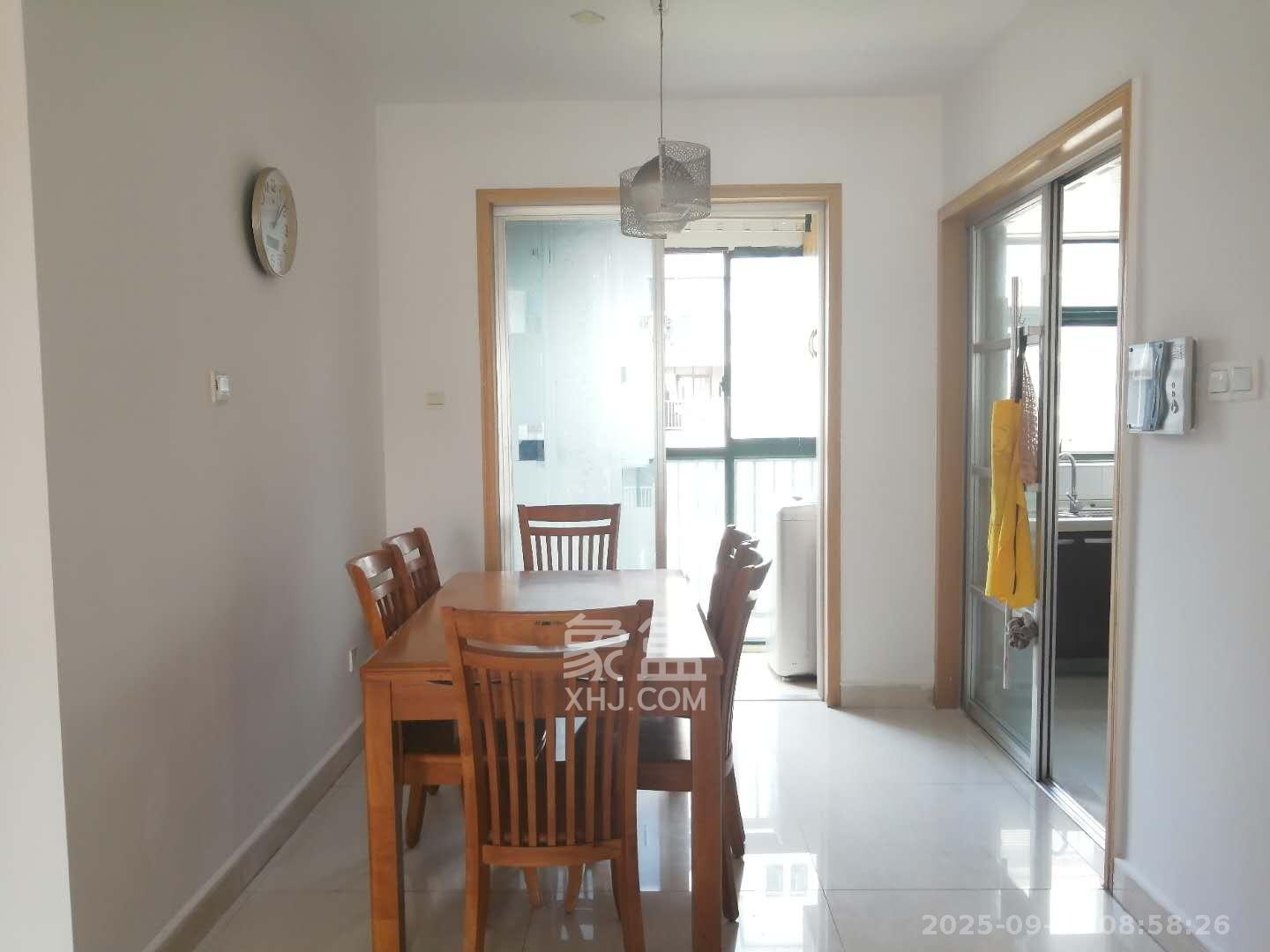 华天苑  3室2厅1卫    2600.0元/月室内图