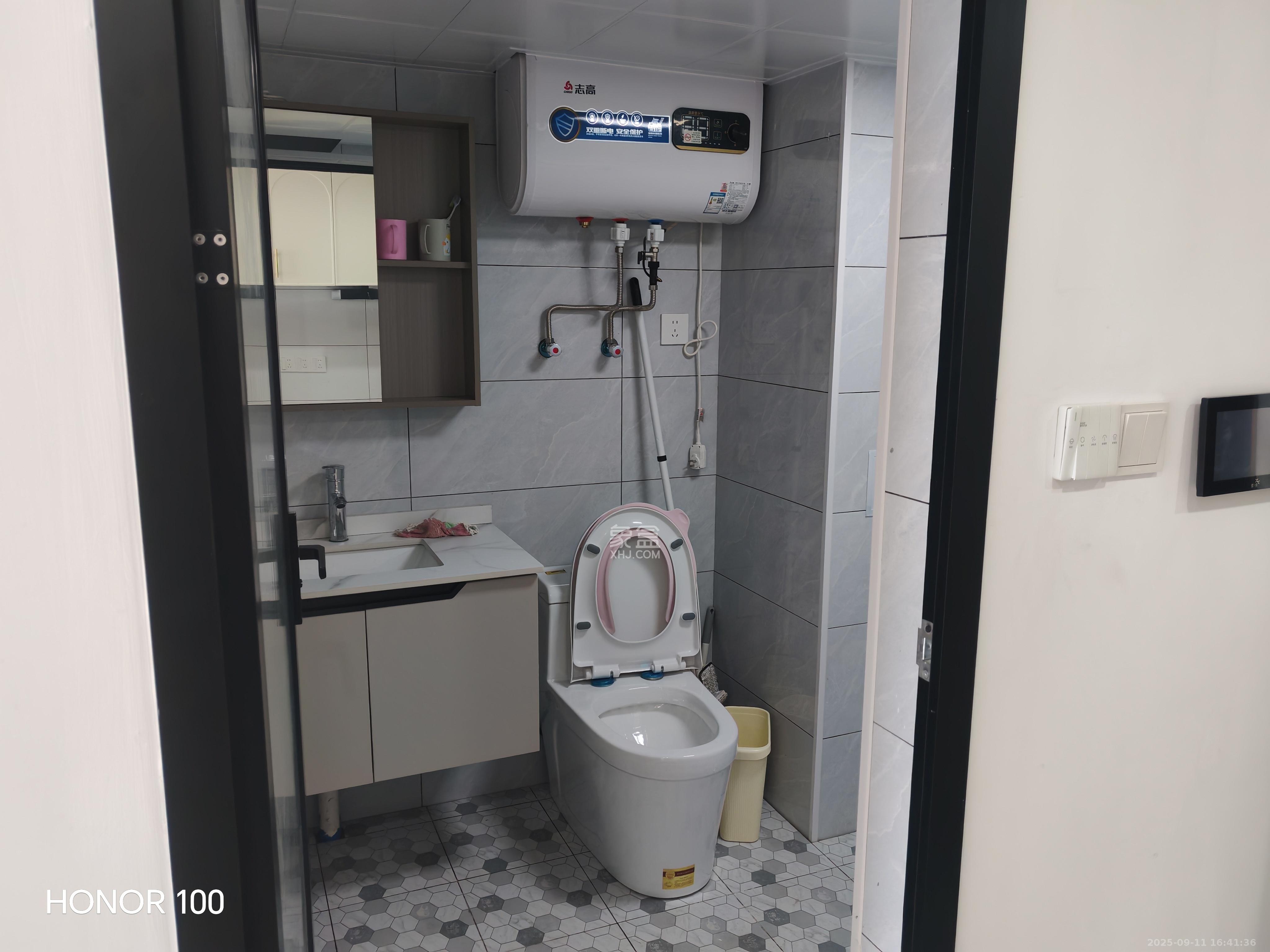 恒大珺悦府 2室1厅1卫 2400.0元/月 恒大珺悦府 2室1厅1卫 2400.0元/月室内图