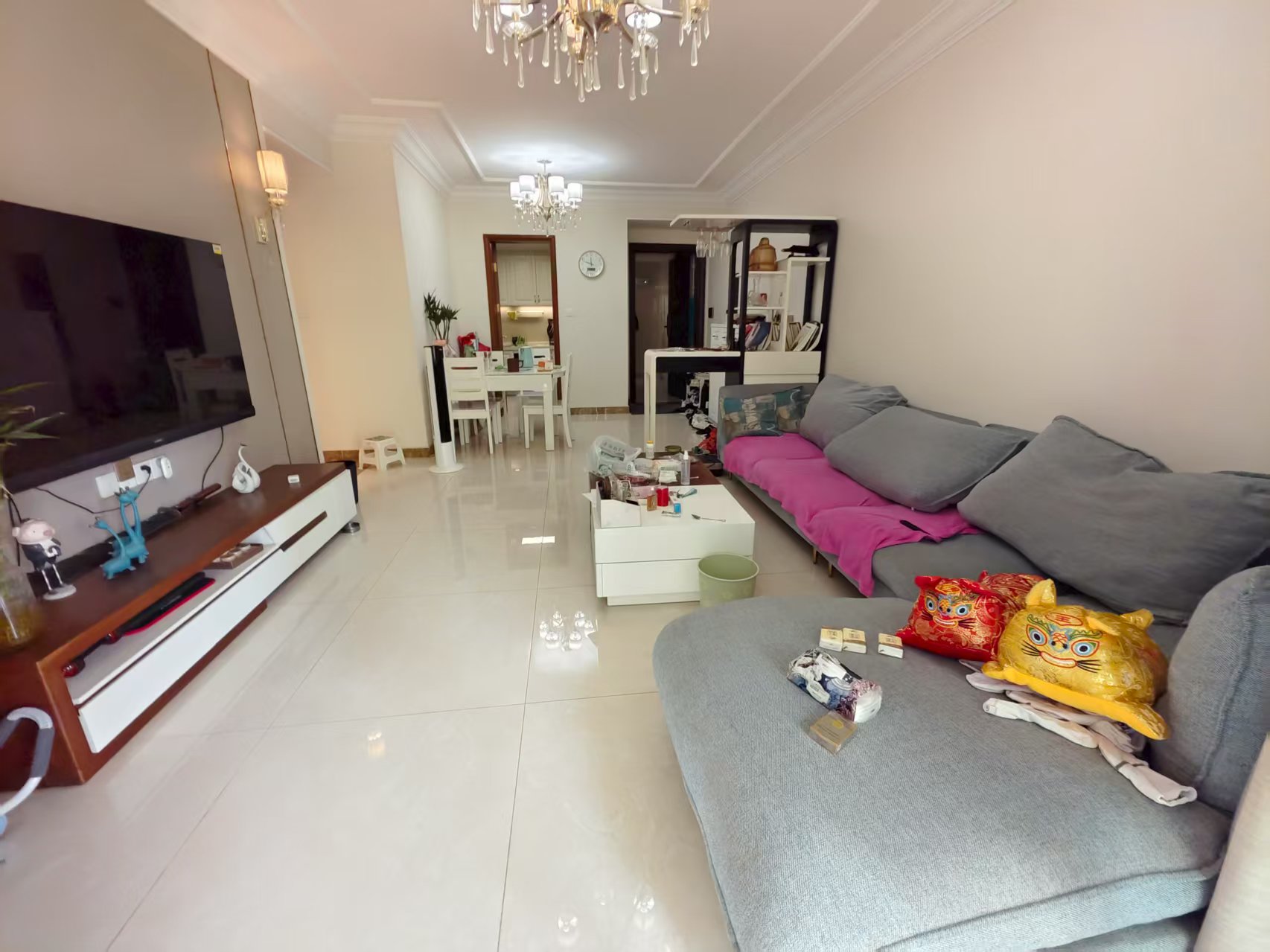 恒大华府 3室2厅2卫 66.8万 恒大华府 3室2厅2卫 66.8万室内图