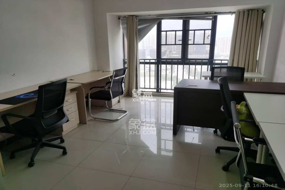 雅阁国际 1室1厅1卫 2600.0元/月 雅阁国际 1室1厅1卫 2600.0元/月室内图