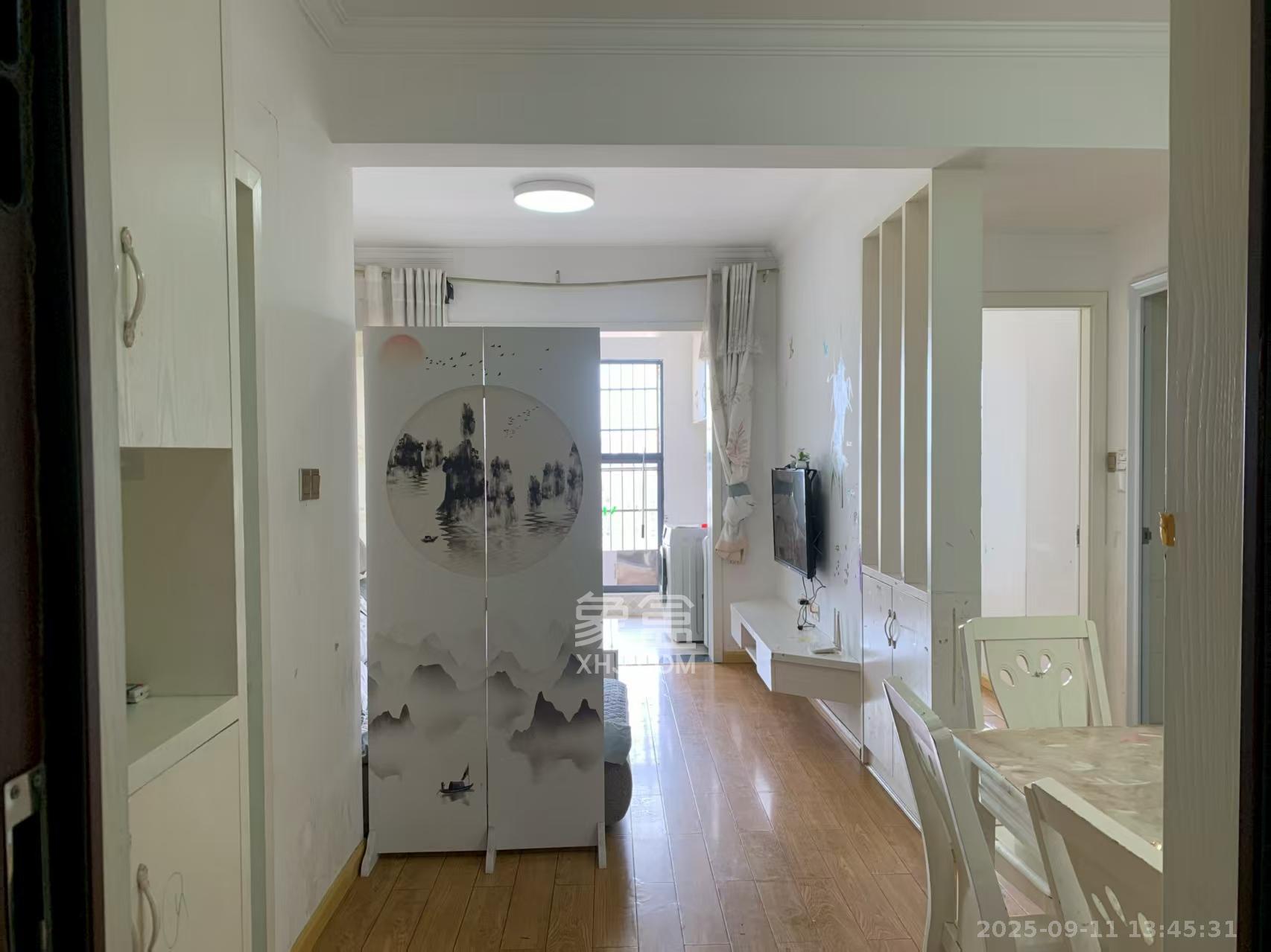 叠彩兰亭  2室2厅1卫    2200.0元/月室内图