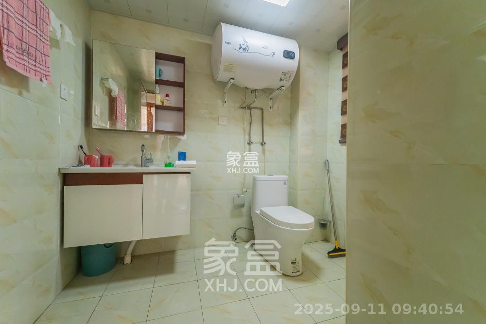 国泰九龙湾 4室2厅2卫 3000.0元/月 国泰九龙湾 4室2厅2卫 3000.0元/月室内图