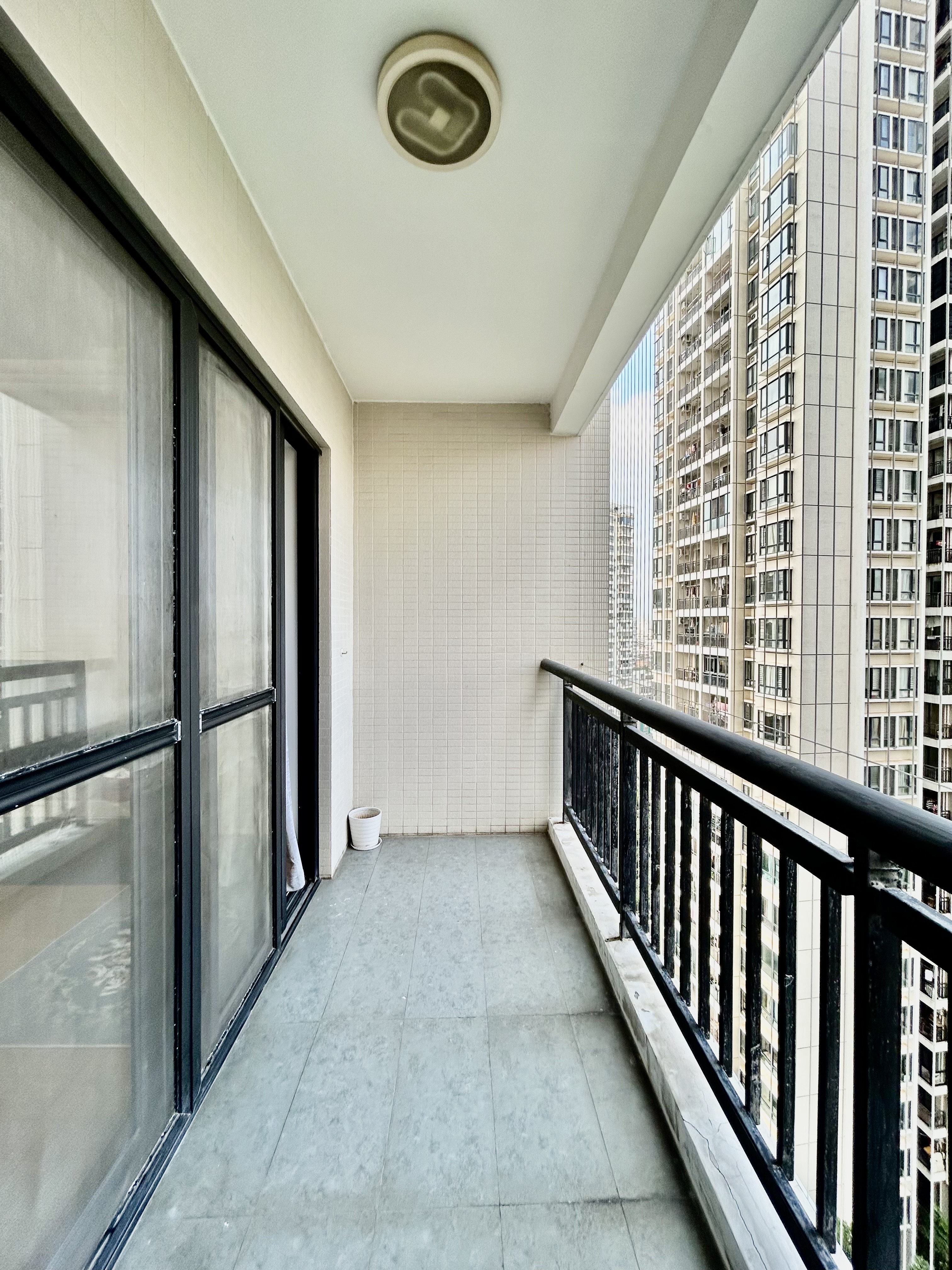 金碧文华  3室2厅2卫    5500.0元/月室内图