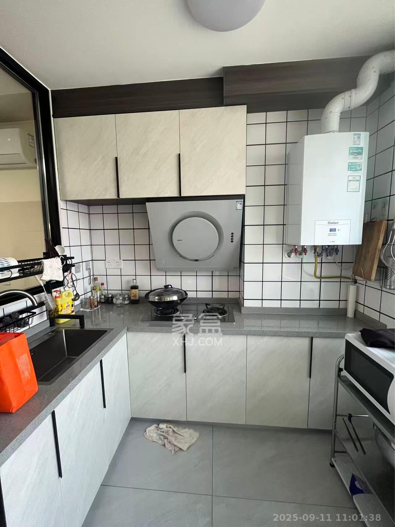 麓江春 1室1厅1卫 2600.0元/月 麓江春 1室1厅1卫 2600.0元/月室内图