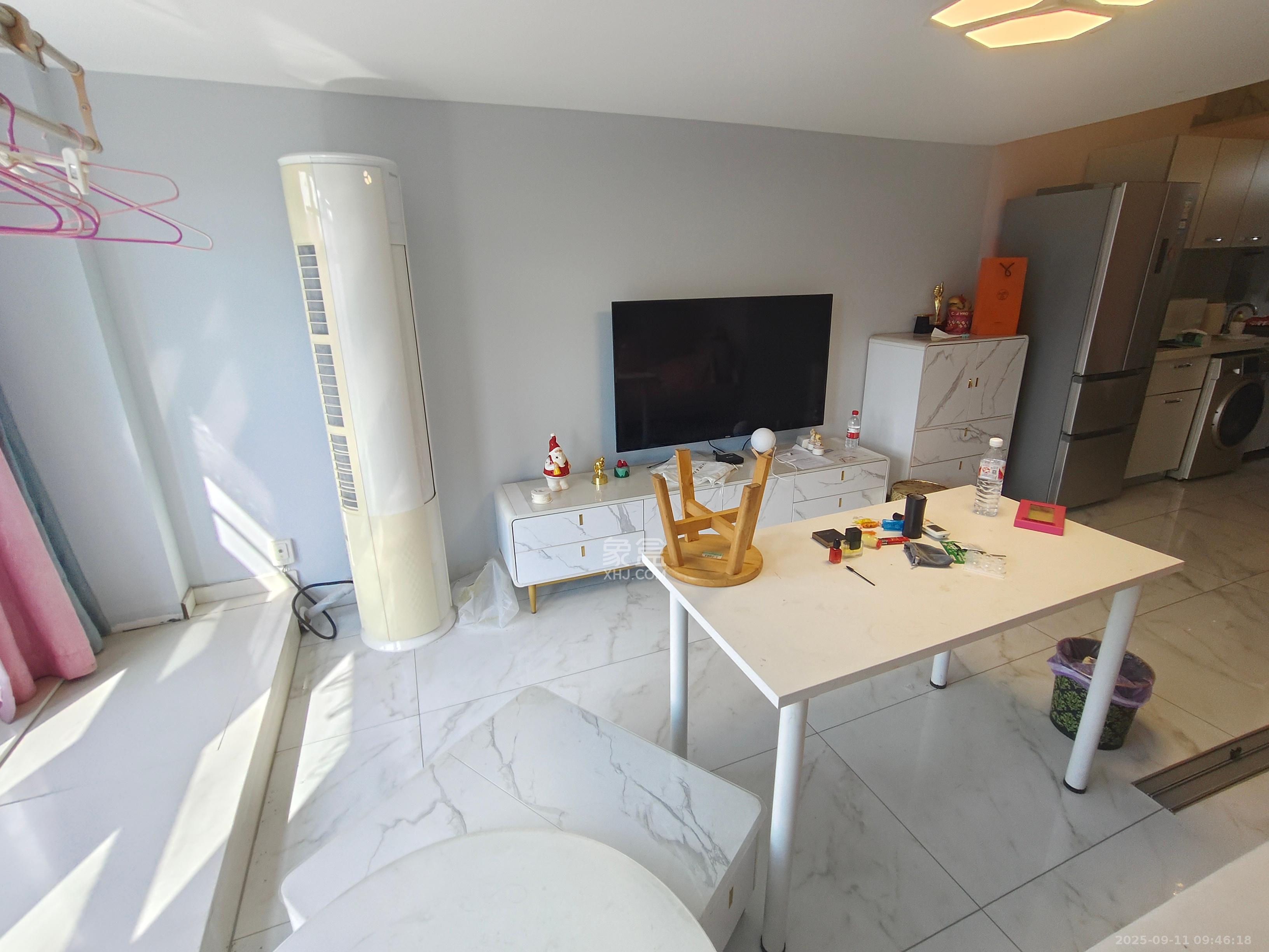 裕天国际商汇中心  1室1厅0卫    2200.0元/月室内图