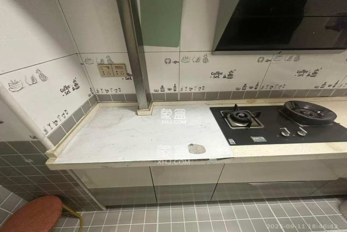 恒大华府  4室2厅1卫    3600.0元/月 恒大华府  4室2厅1卫    3600.0元/月室内图