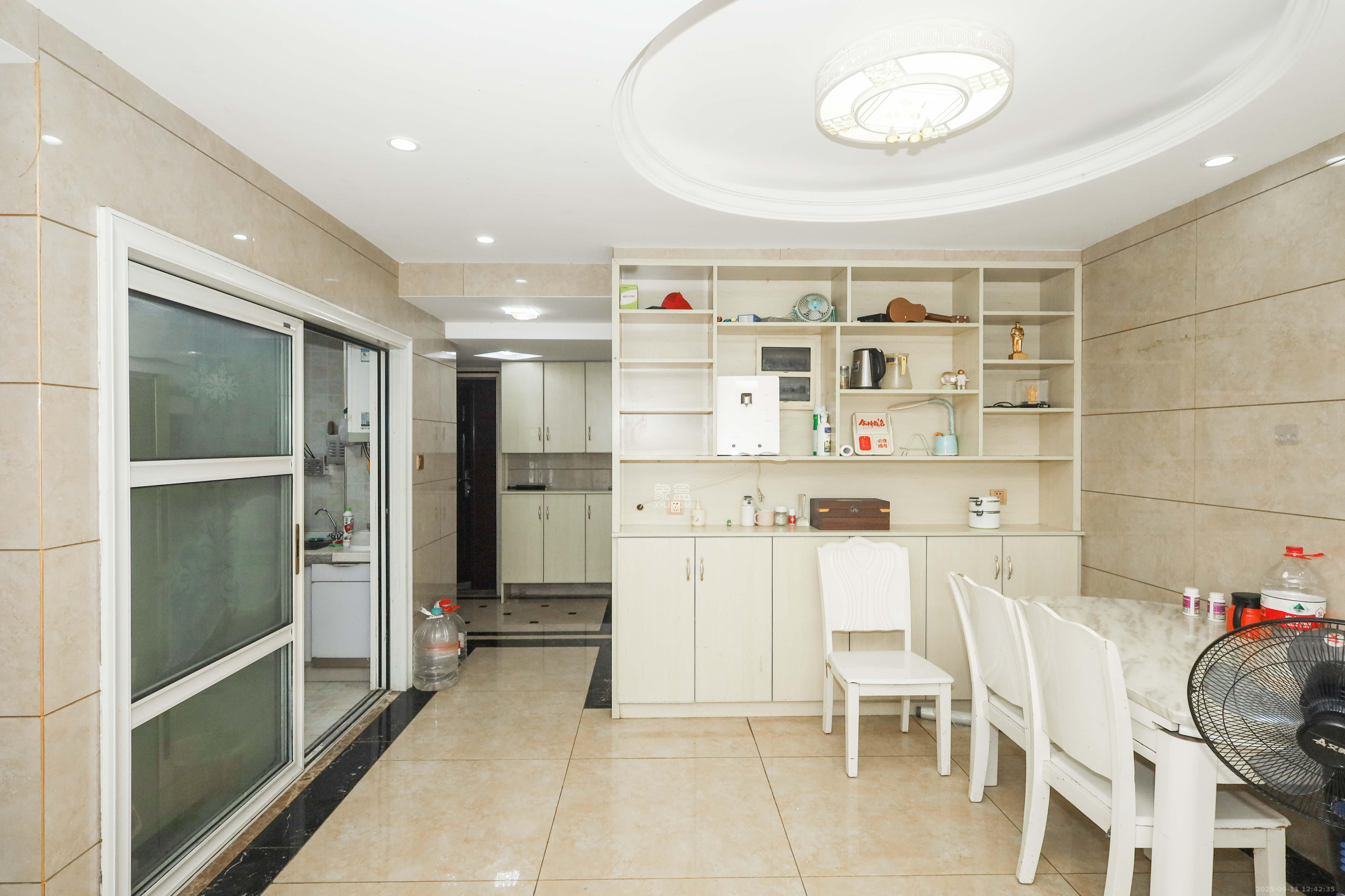 惠天然梅岭国际 3室2厅1卫 125.8万 惠天然梅岭国际 3室2厅1卫 125.8万客厅