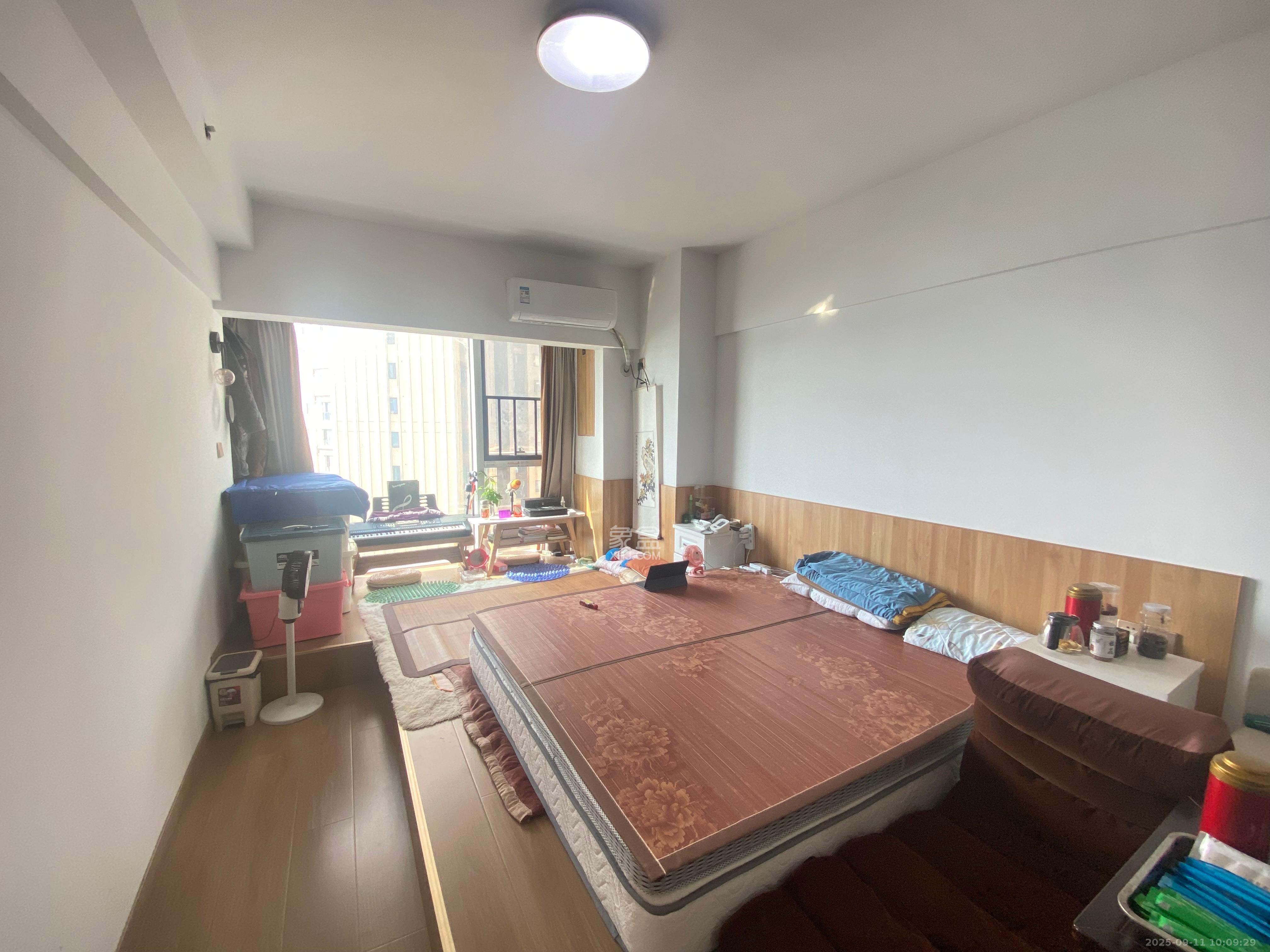 兰亭湾畔 1室0厅0卫 1900.0元/月 兰亭湾畔 1室0厅0卫 1900.0元/月室内图