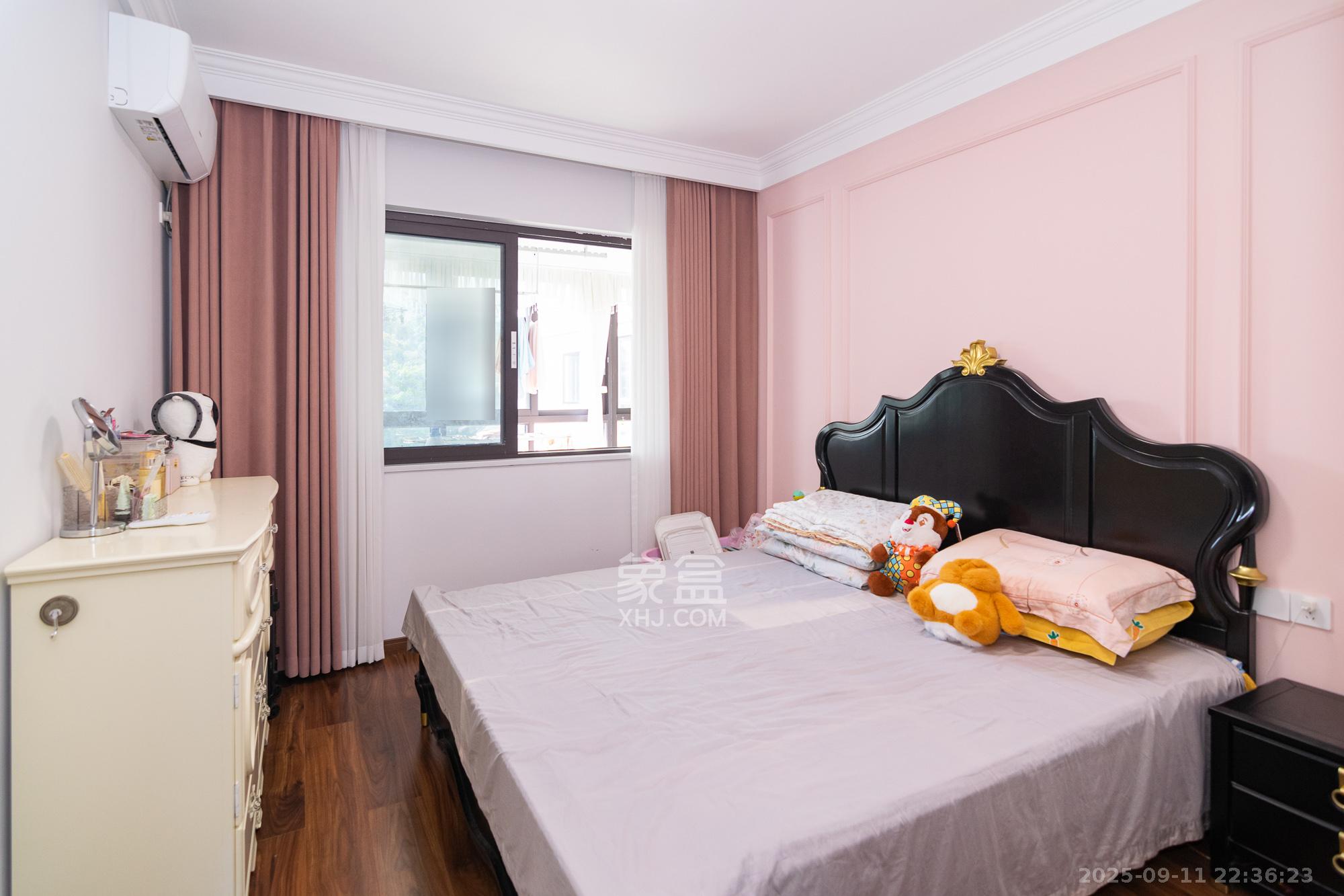 润和谷山郡(悦禧山庄水榭花都)  5室3厅2卫    145.0万 润和谷山郡(悦禧山庄水榭花都)  5室3厅2卫    145.0万卧室