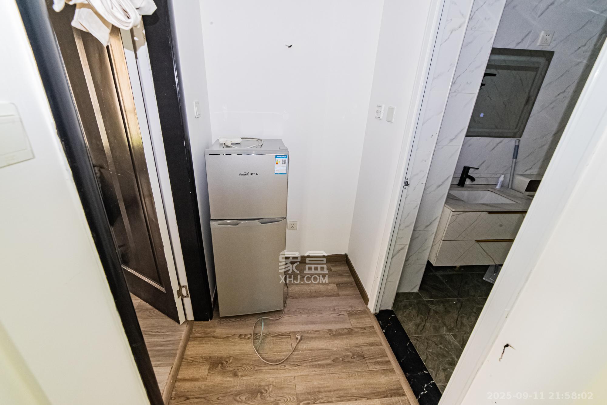 北辰三角洲E3区 1室1厅1卫 70.0万 北辰三角洲E3区 1室1厅1卫 70.0万其他