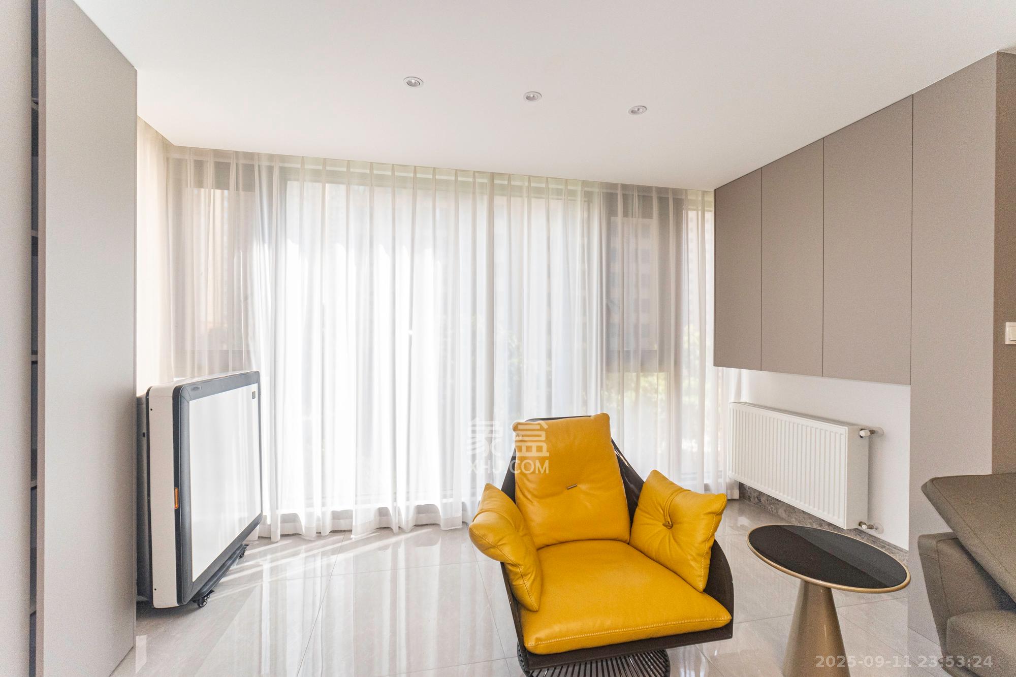 运达锦绣广场  4室2厅2卫    168.0万 运达锦绣广场  4室2厅2卫    168.0万阳台