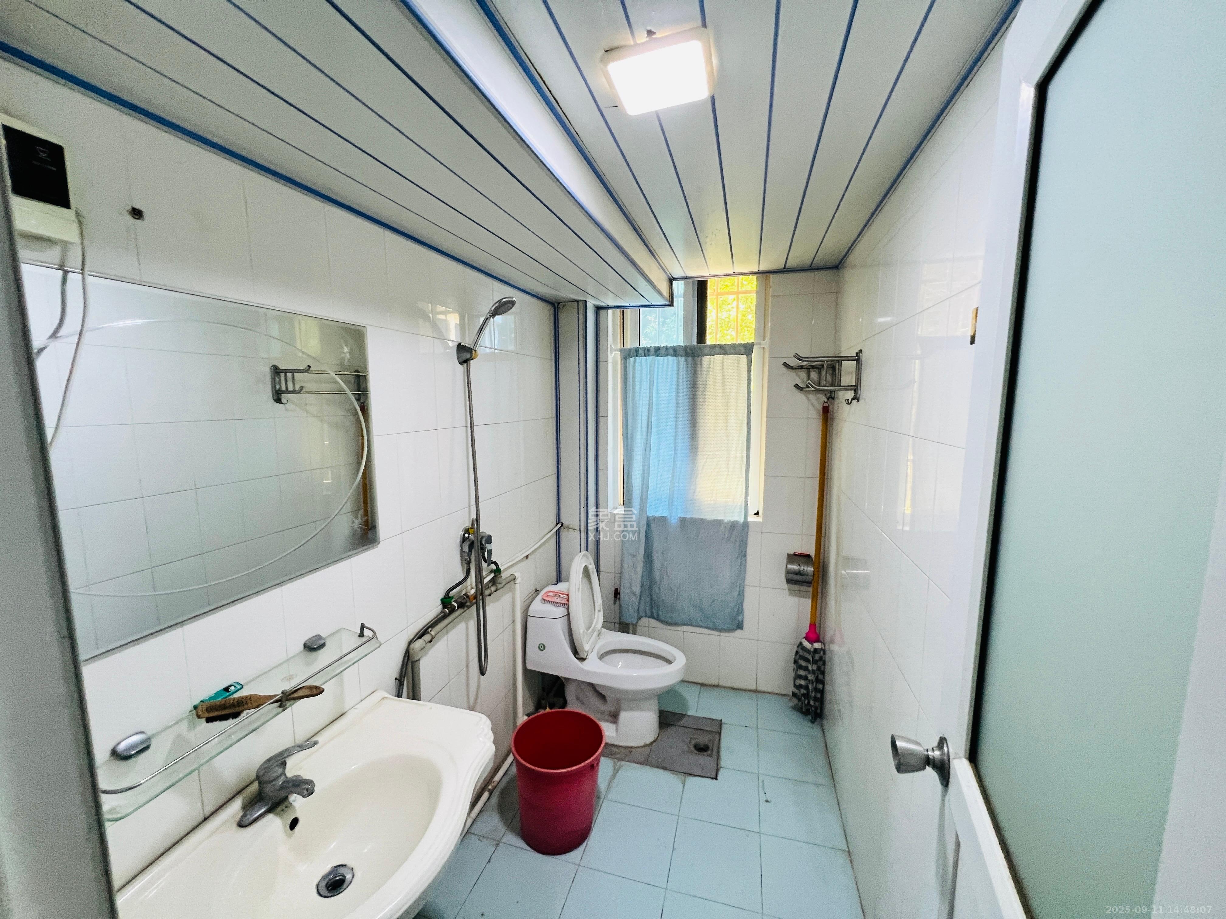 杏花园小区 2室1厅1卫 1100.0元/月 杏花园小区 2室1厅1卫 1100.0元/月室内图