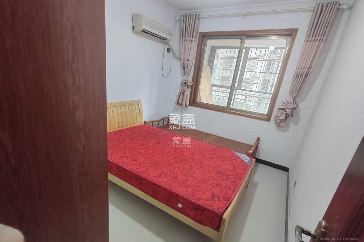 骑龙安置小区 3室1厅1卫 2000.00元/月 骑龙安置小区 3室1厅1卫 2000.00元/月室内图