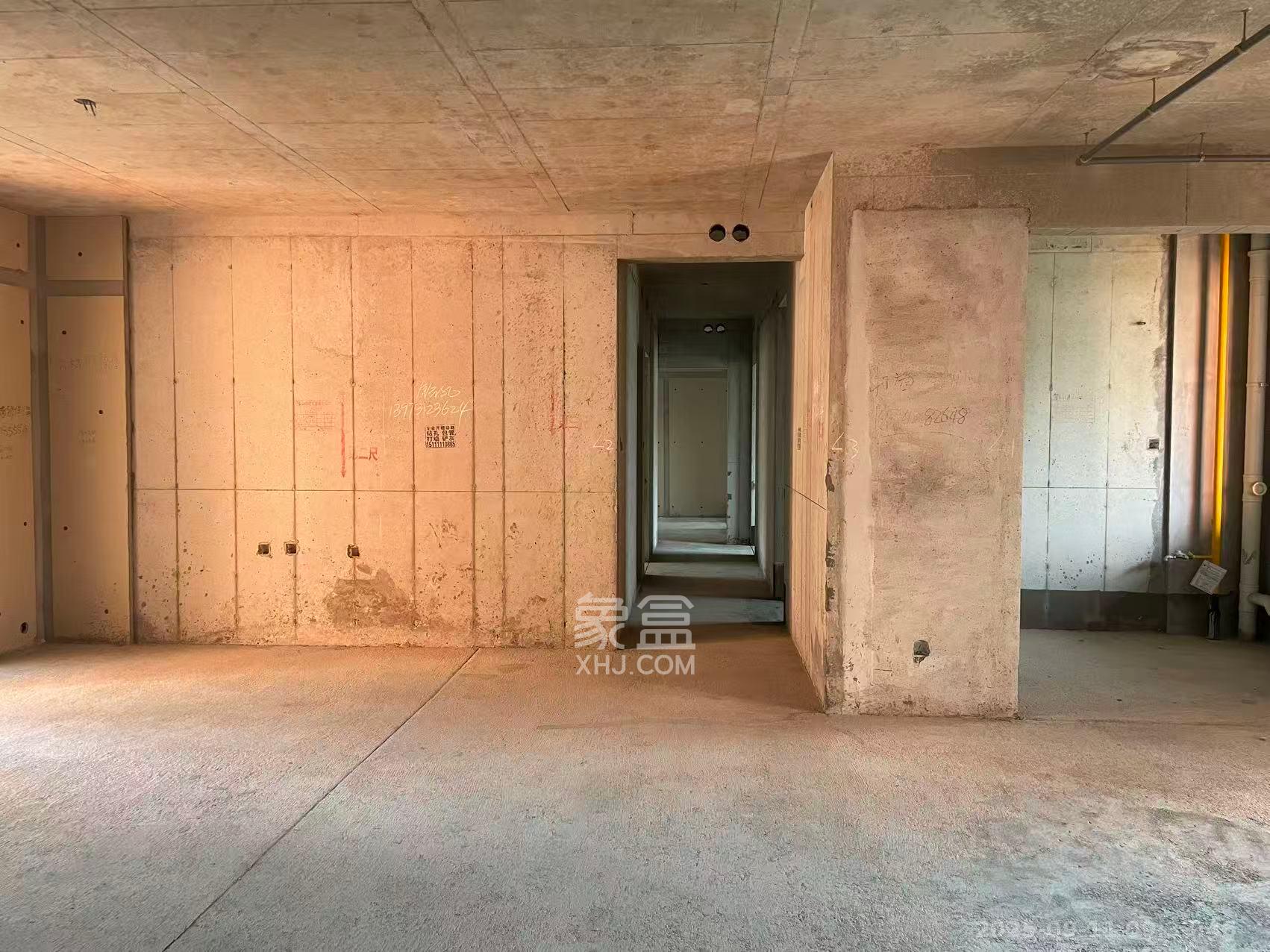 金色溪泉湾  4室2厅2卫    1800.0元/月 金色溪泉湾  4室2厅2卫    1800.0元/月室内图