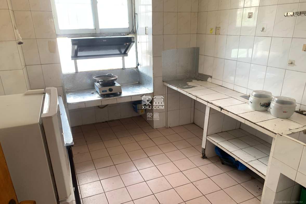 长华小区 2室1厅1卫 1600.0元/月 长华小区 2室1厅1卫 1600.0元/月室内图