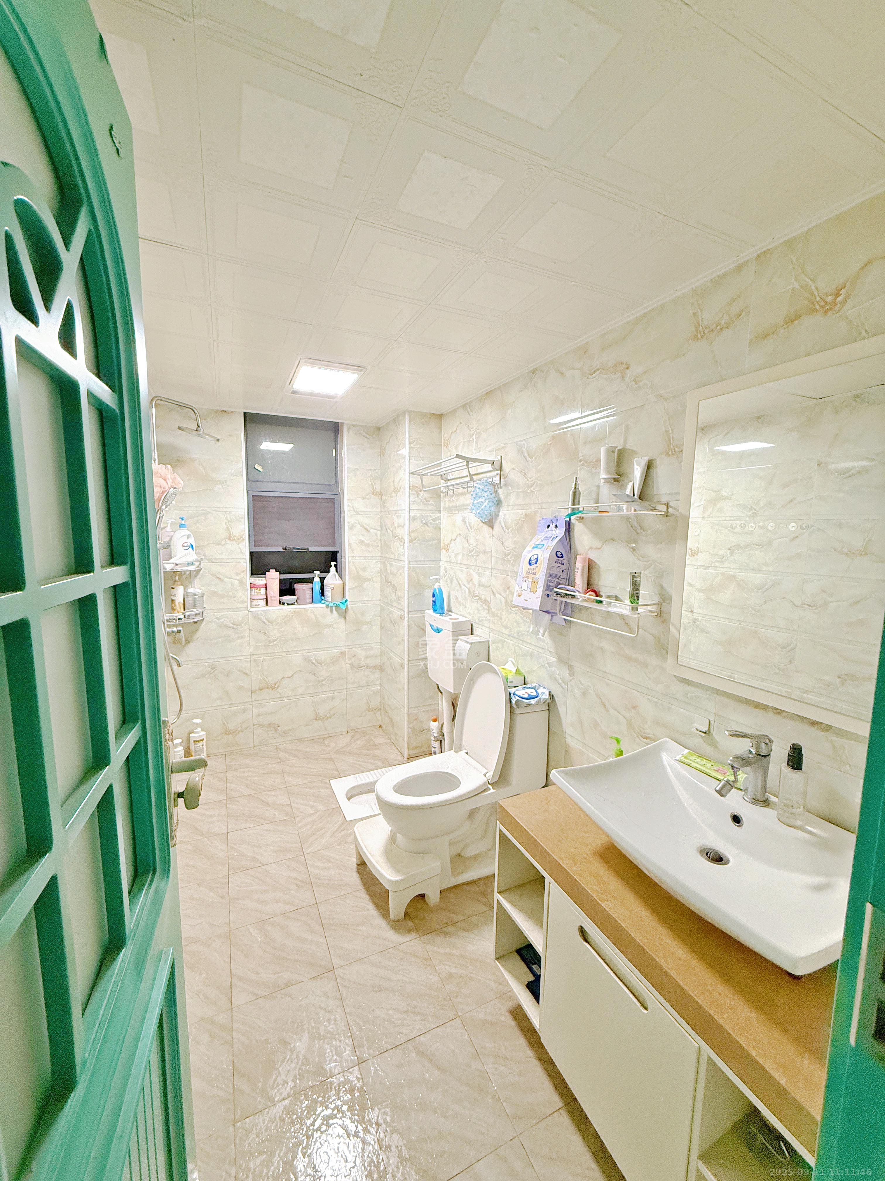 兰亭湾畔 2室2厅1卫 2500.0元/月 兰亭湾畔 2室2厅1卫 2500.0元/月室内图