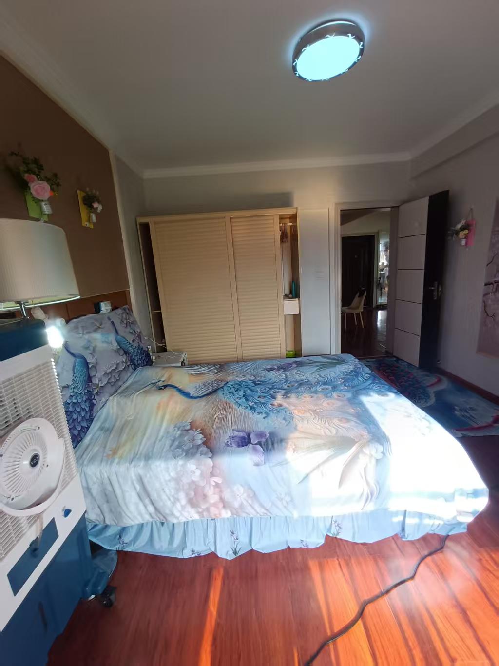 M国际  1室1厅1卫    1300.0元/月室内图