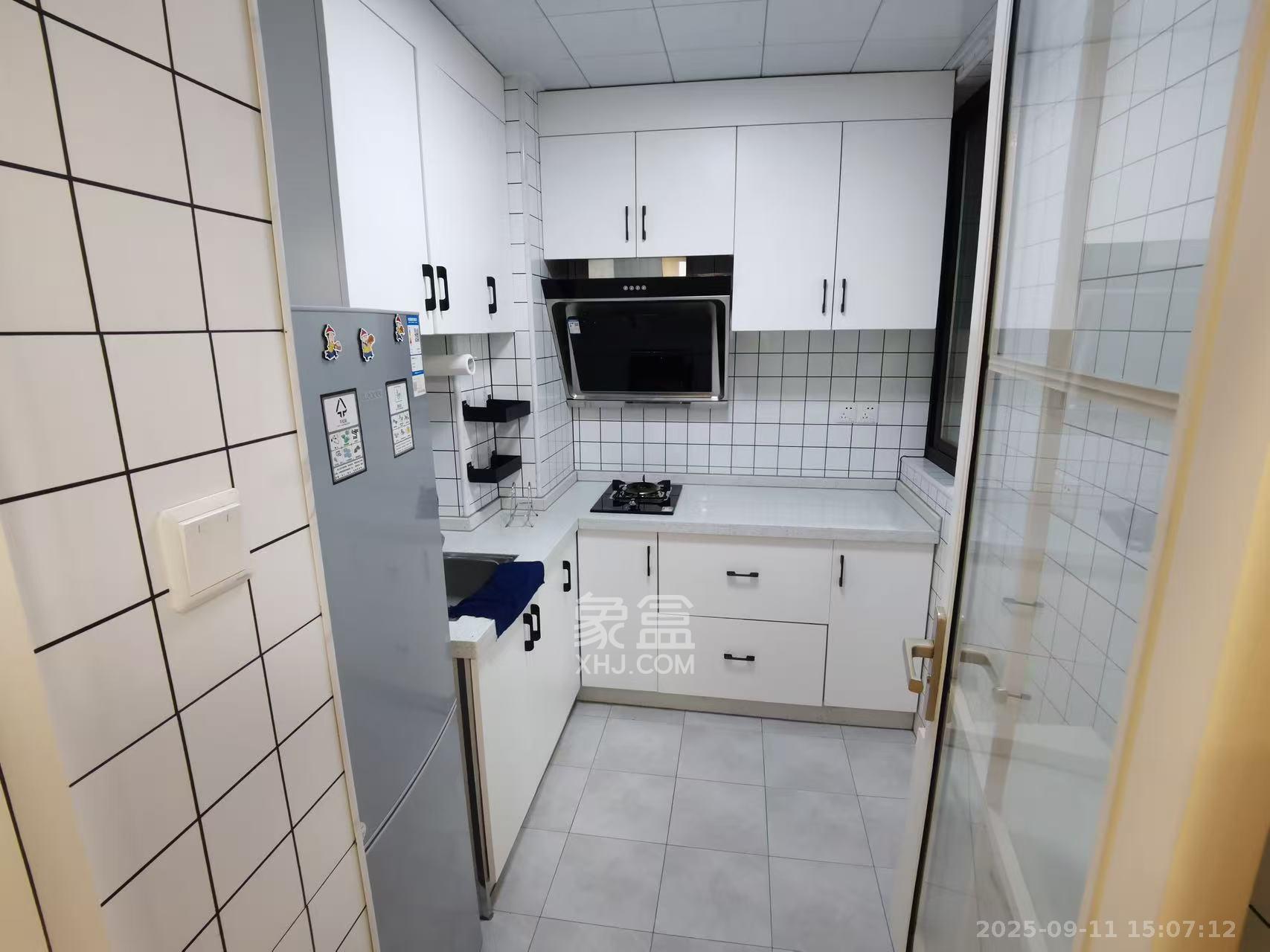 融创融公馆(融创臻苑) 1室0厅0卫 1700.0元/月 融创融公馆(融创臻苑) 1室0厅0卫 1700.0元/月室内图