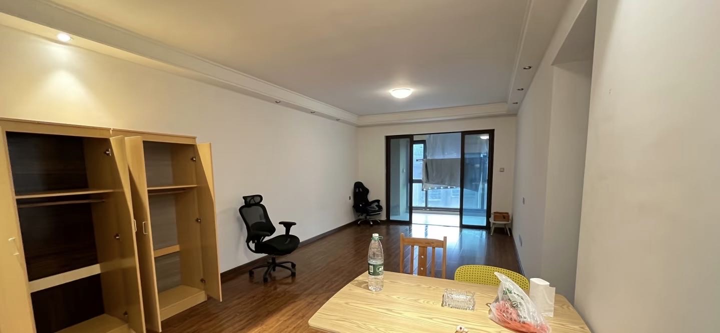 奥园誉景华府 1室0厅0卫 2300.0元/月 奥园誉景华府 1室0厅0卫 2300.0元/月户型图