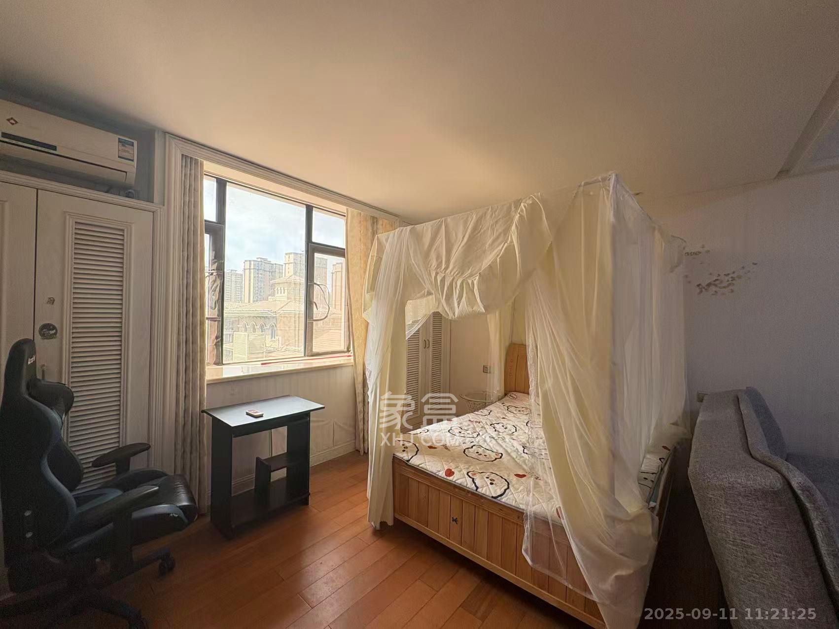 沁园春御院  1室1厅1卫    1700.0元/月 沁园春御院  1室1厅1卫    1700.0元/月室内图