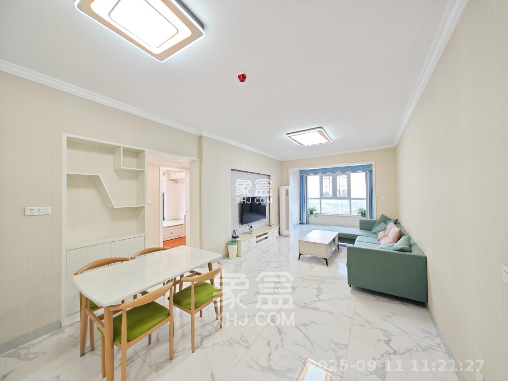 长房半岛蓝湾(观山月) 3室2厅1卫 2350.0元/月 长房半岛蓝湾(观山月) 3室2厅1卫 2350.0元/月室内图