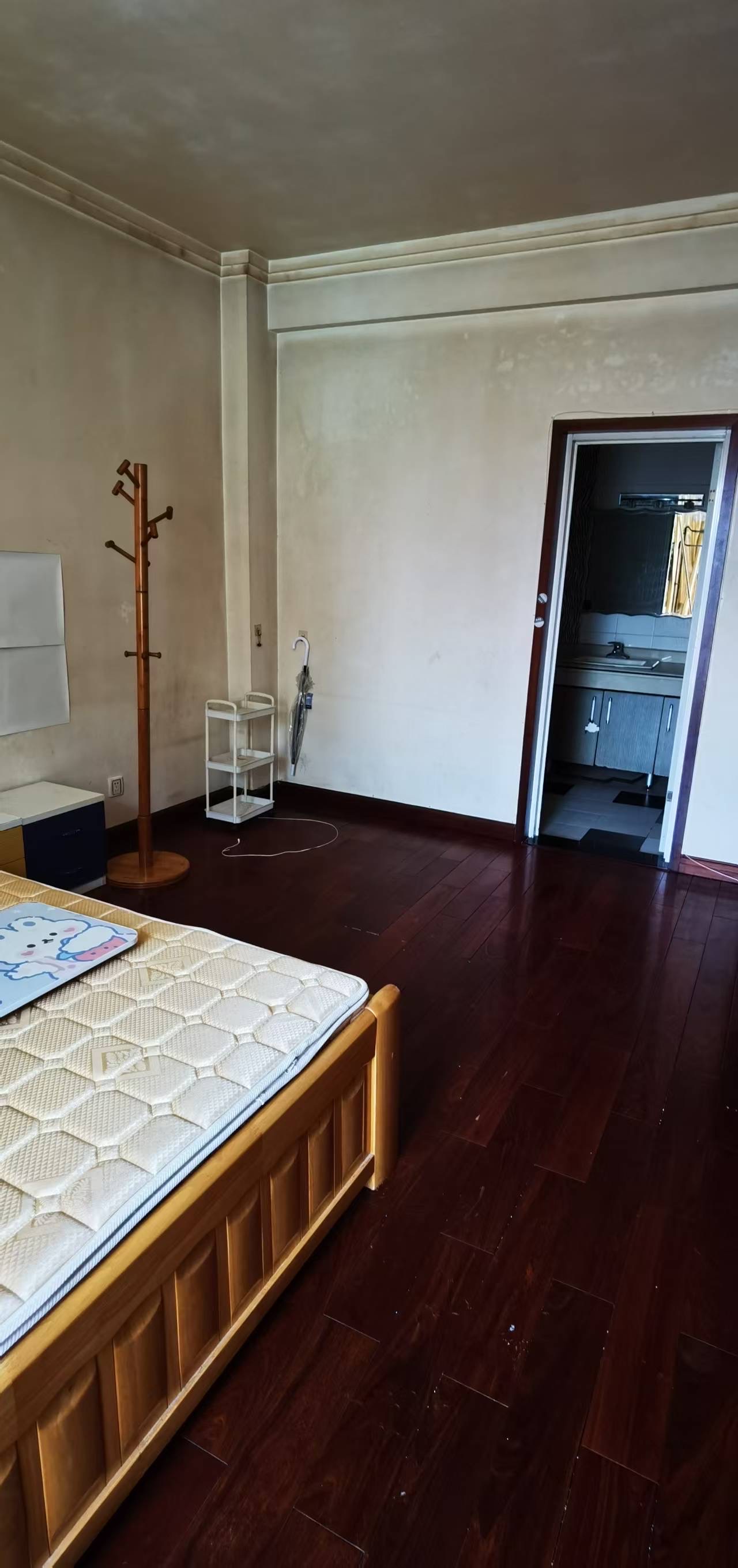 锦绣华天 5室2厅2卫 5500.0元/月 锦绣华天 5室2厅2卫 5500.0元/月户型图