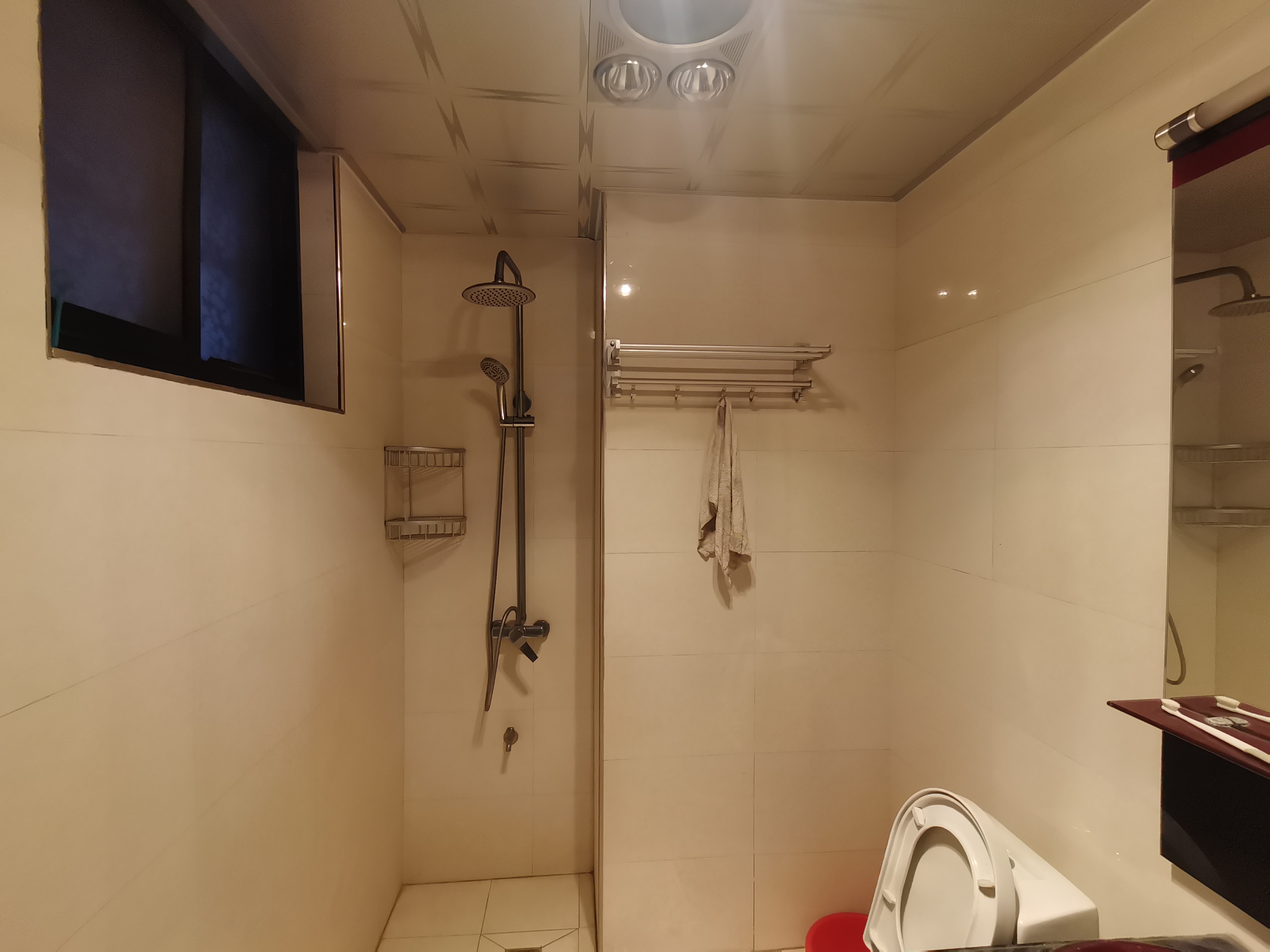 上城世家  1室1厅1卫    32.8万 上城世家  1室1厅1卫    32.8万室内图