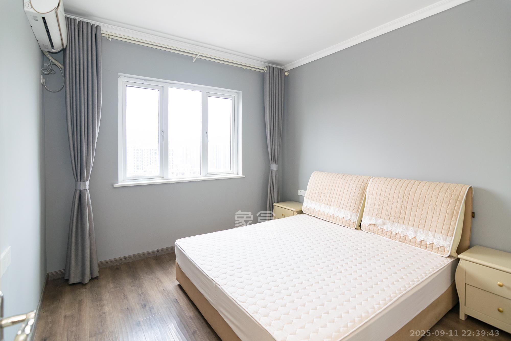 新华联梦想城  4室2厅2卫    98.0万 新华联梦想城  4室2厅2卫    98.0万卧室