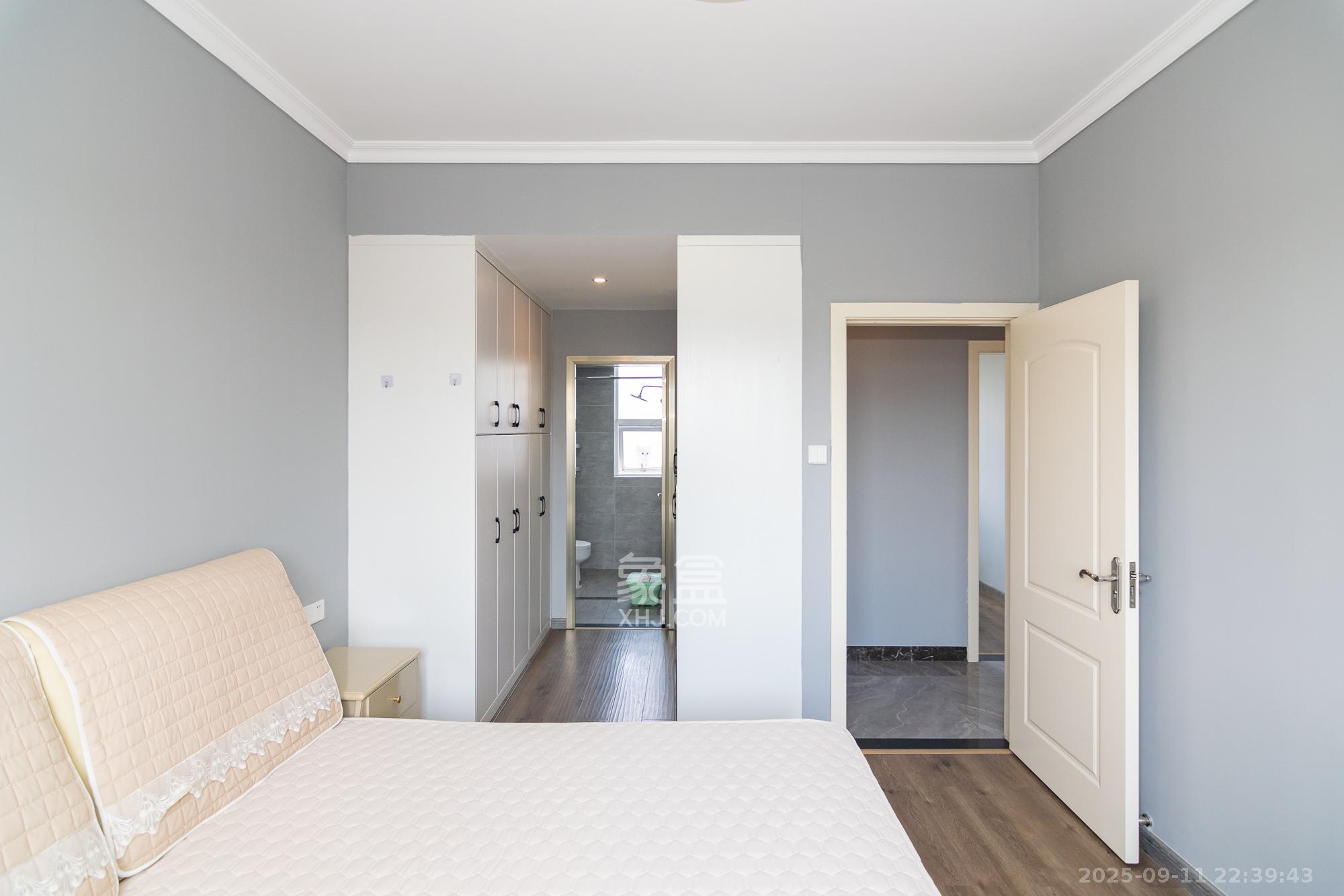 新华联梦想城  4室2厅2卫    98.0万 新华联梦想城  4室2厅2卫    98.0万卧室