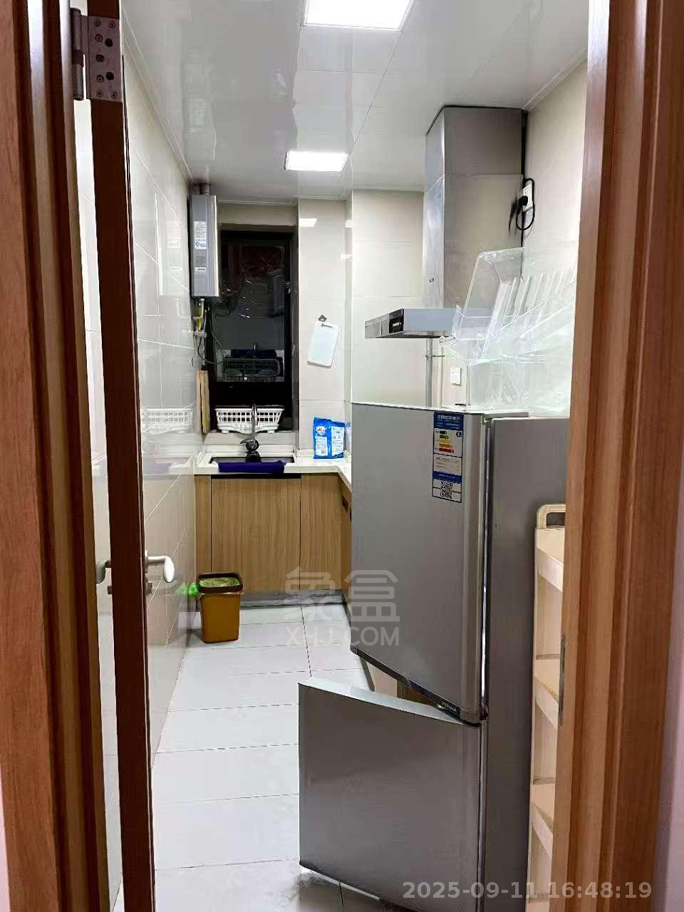 中泰财富湘江 1室1厅1卫 1300.0元/月 中泰财富湘江 1室1厅1卫 1300.0元/月室内图