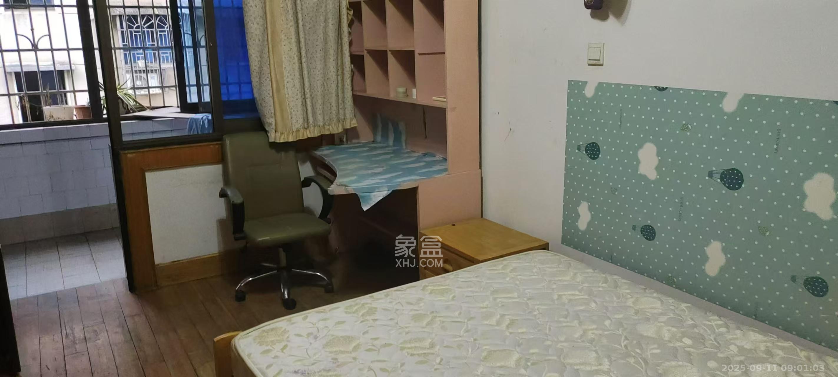 路桥宿舍  2室1厅1卫    1200.0元/月室内图