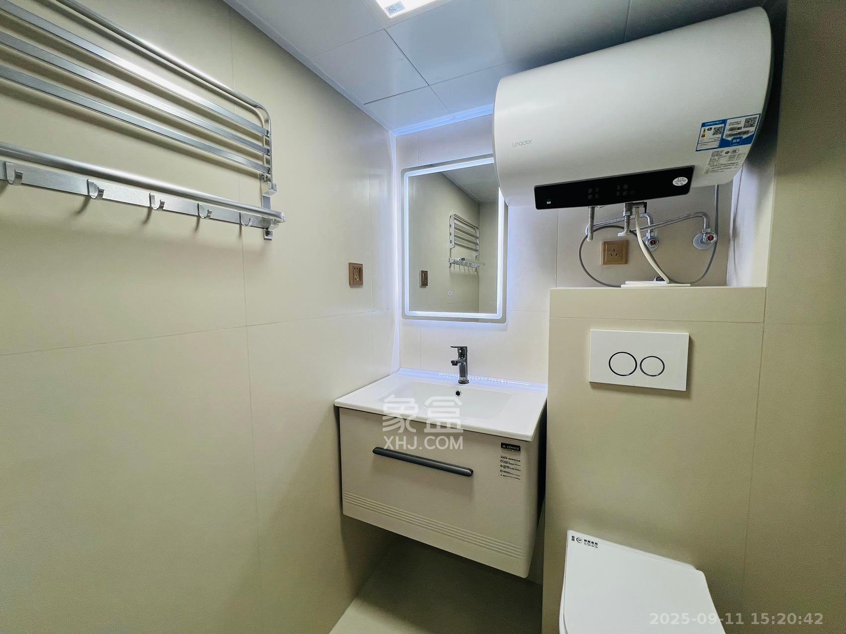 卓越中寰 2室1厅1卫 2400.0元/月 卓越中寰 2室1厅1卫 2400.0元/月室内图