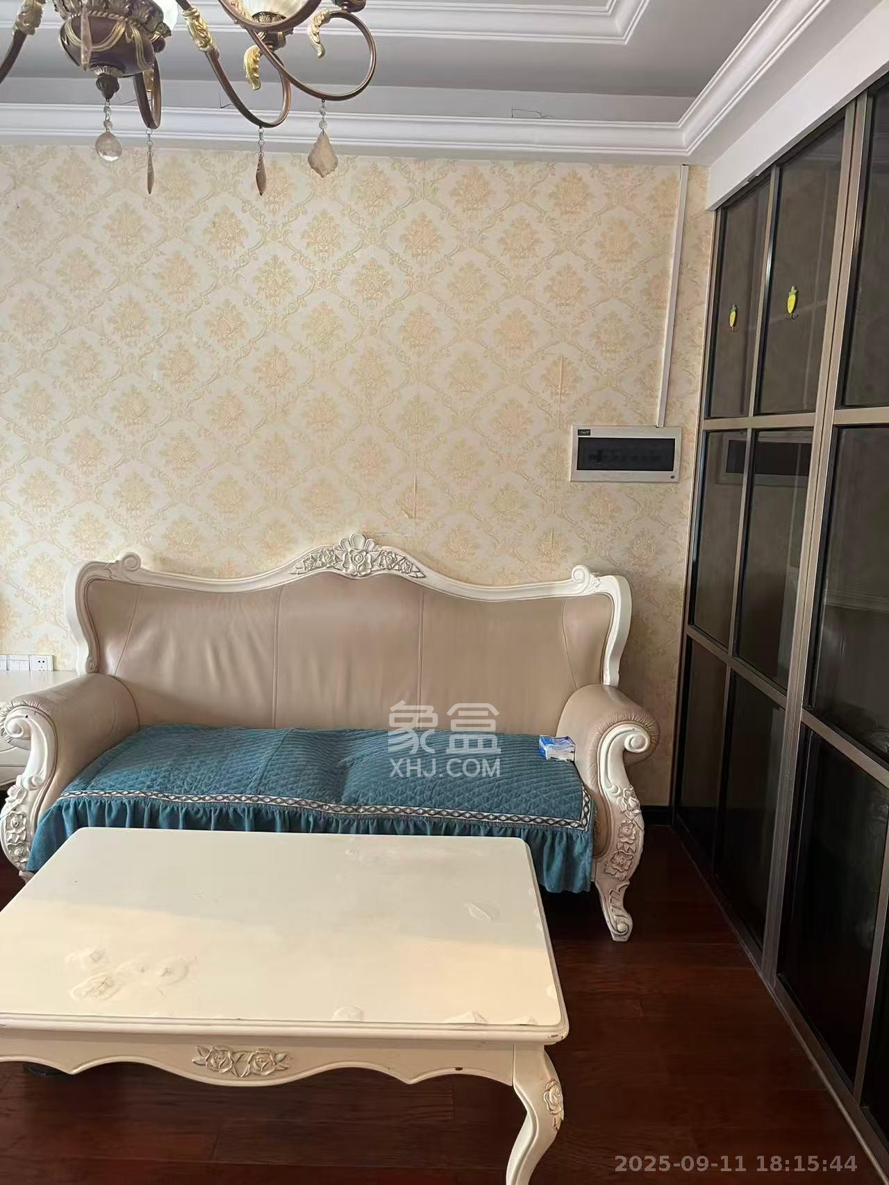 壹号公馆 1室1厅1卫 2300.0元/月 壹号公馆 1室1厅1卫 2300.0元/月室内图