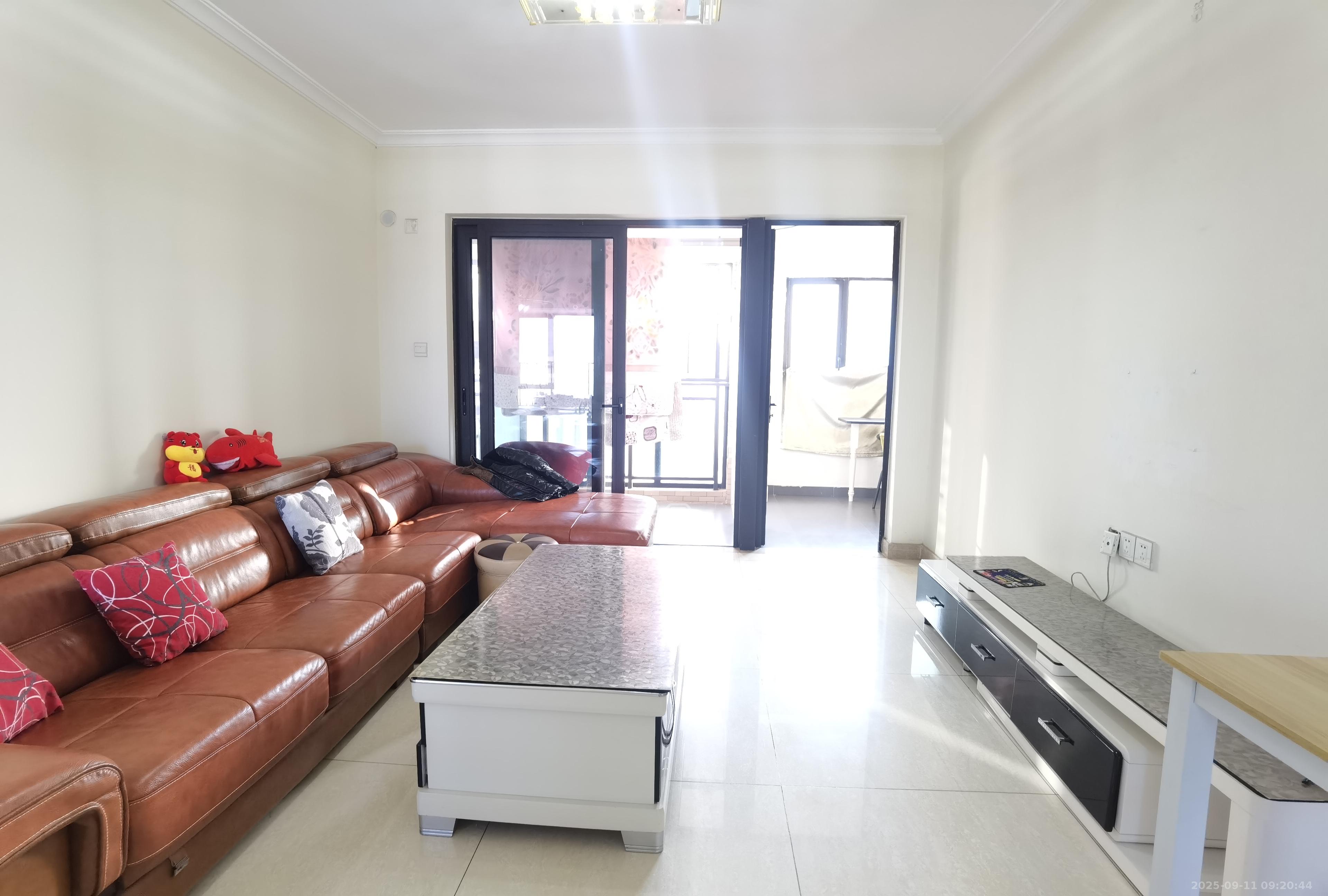 时代倾城一期 3室2厅2卫 2000.0元/月 时代倾城一期 3室2厅2卫 2000.0元/月室内图