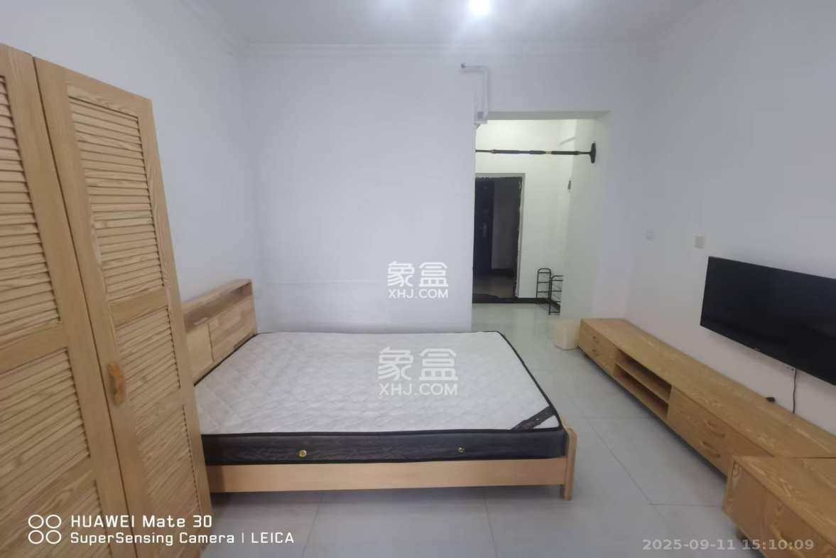 长房天翼未来城  1室0厅1卫    1500.0元/月 长房天翼未来城  1室0厅1卫    1500.0元/月室内图