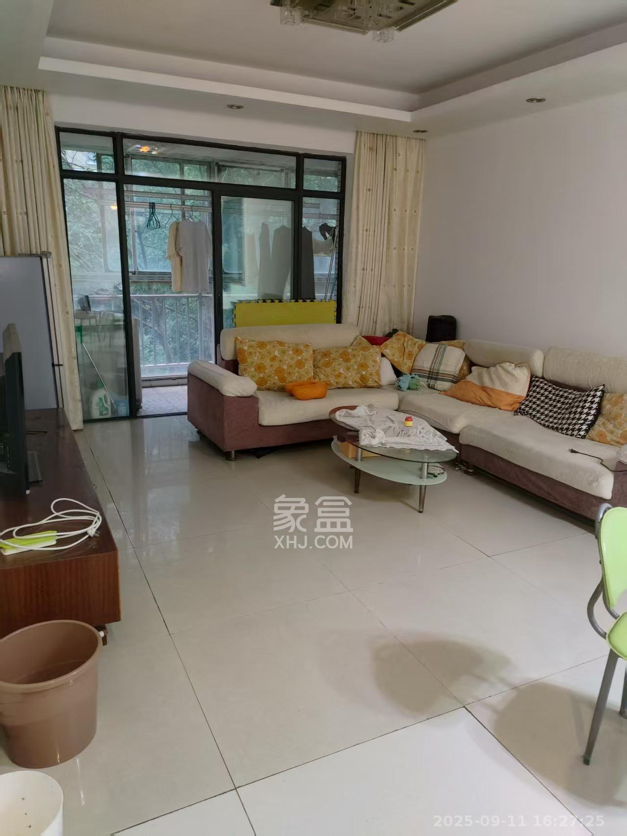 满庭芳小区  2室2厅1卫    950.0元/月室内图