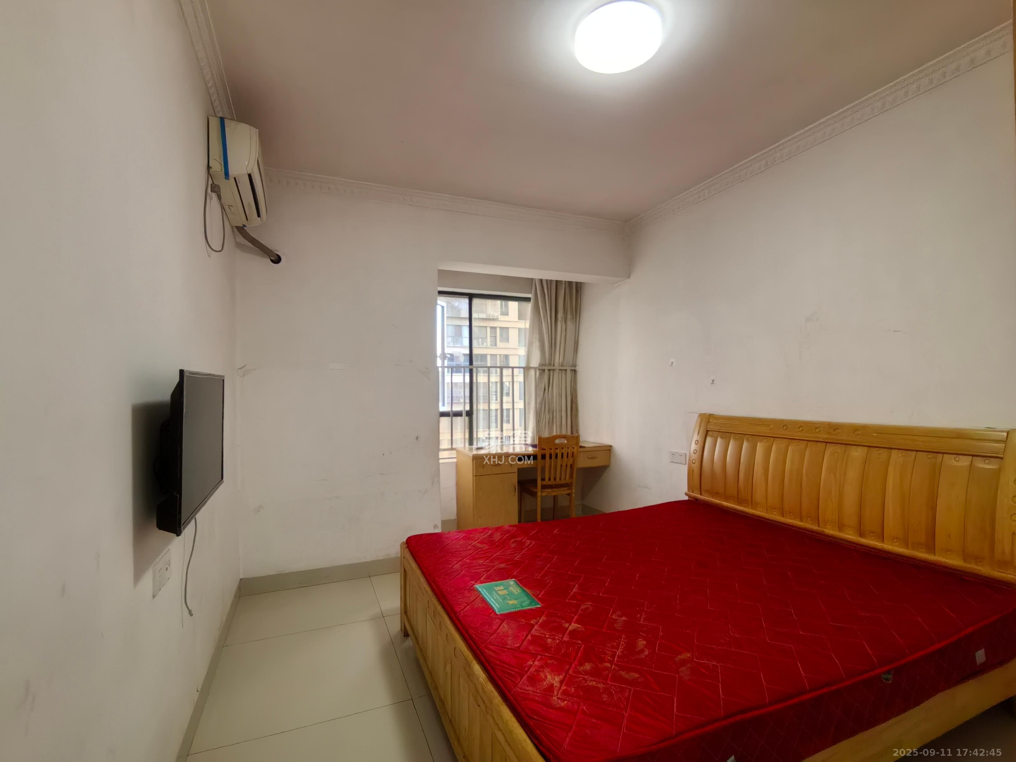 保利麓谷林语C区  2室2厅1卫    2300.0元/月室内图