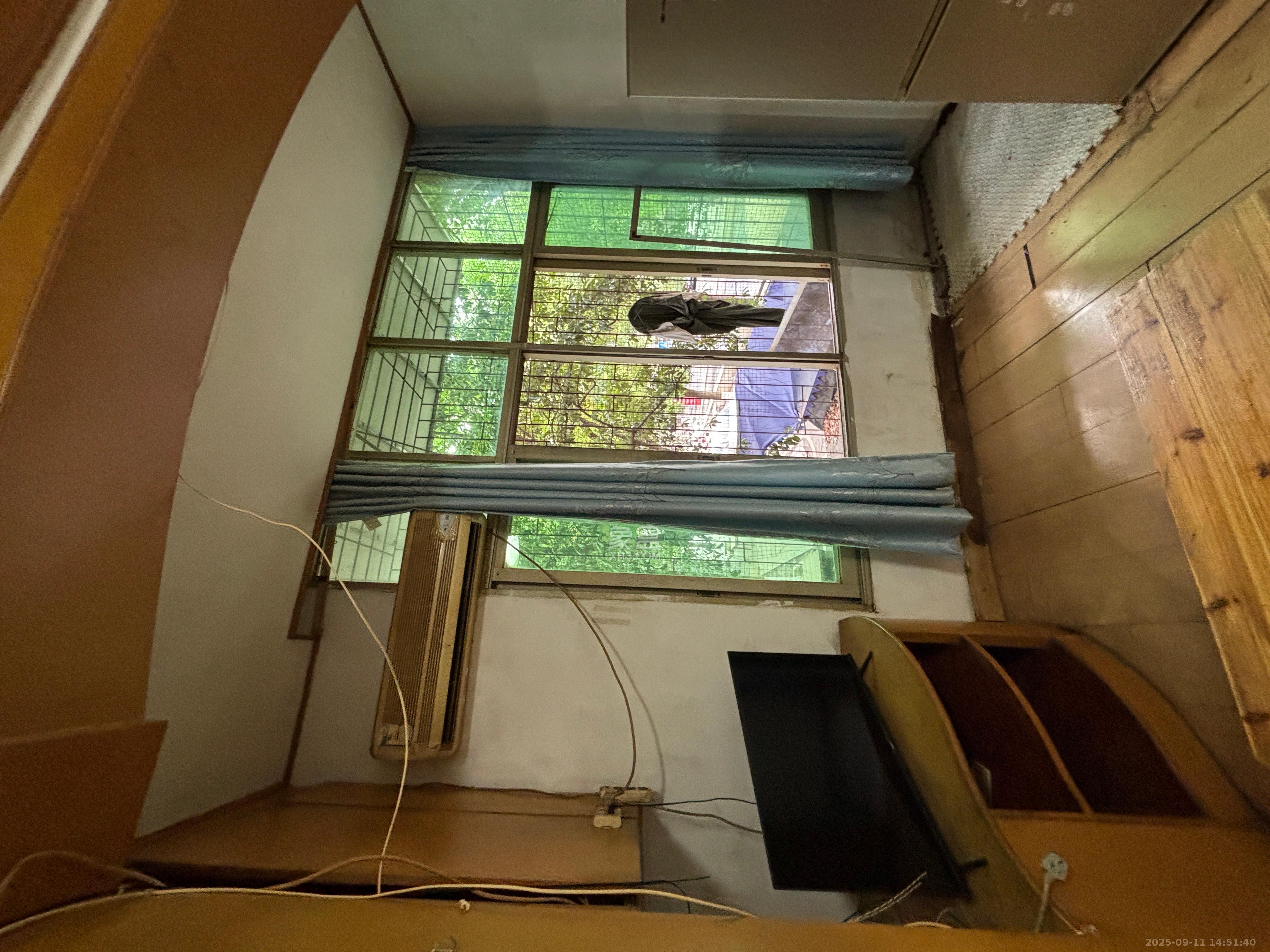 人民新村 1室0厅0卫 1400.0元/月 人民新村 1室0厅0卫 1400.0元/月室内图