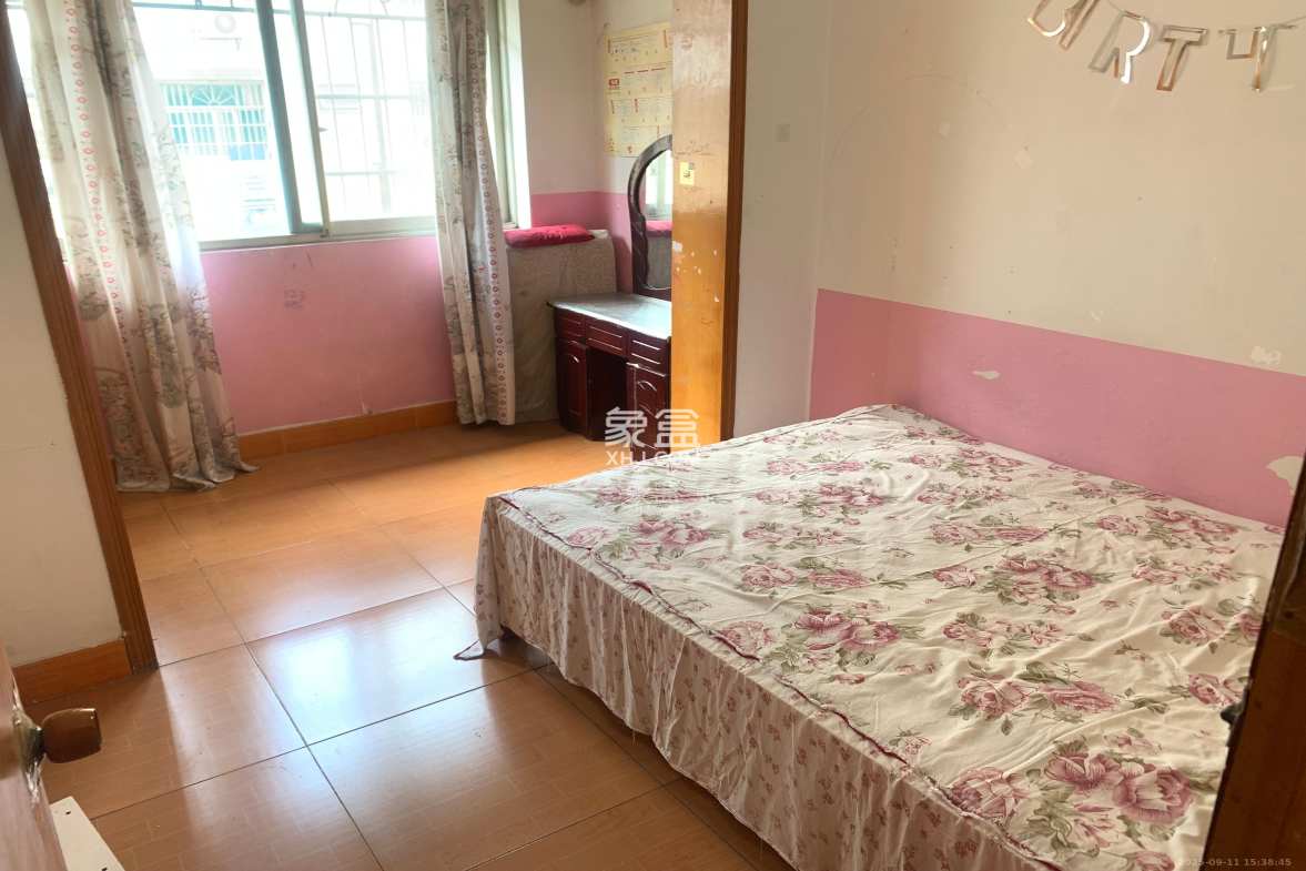 长华小区 2室1厅1卫 1600.0元/月 长华小区 2室1厅1卫 1600.0元/月室内图