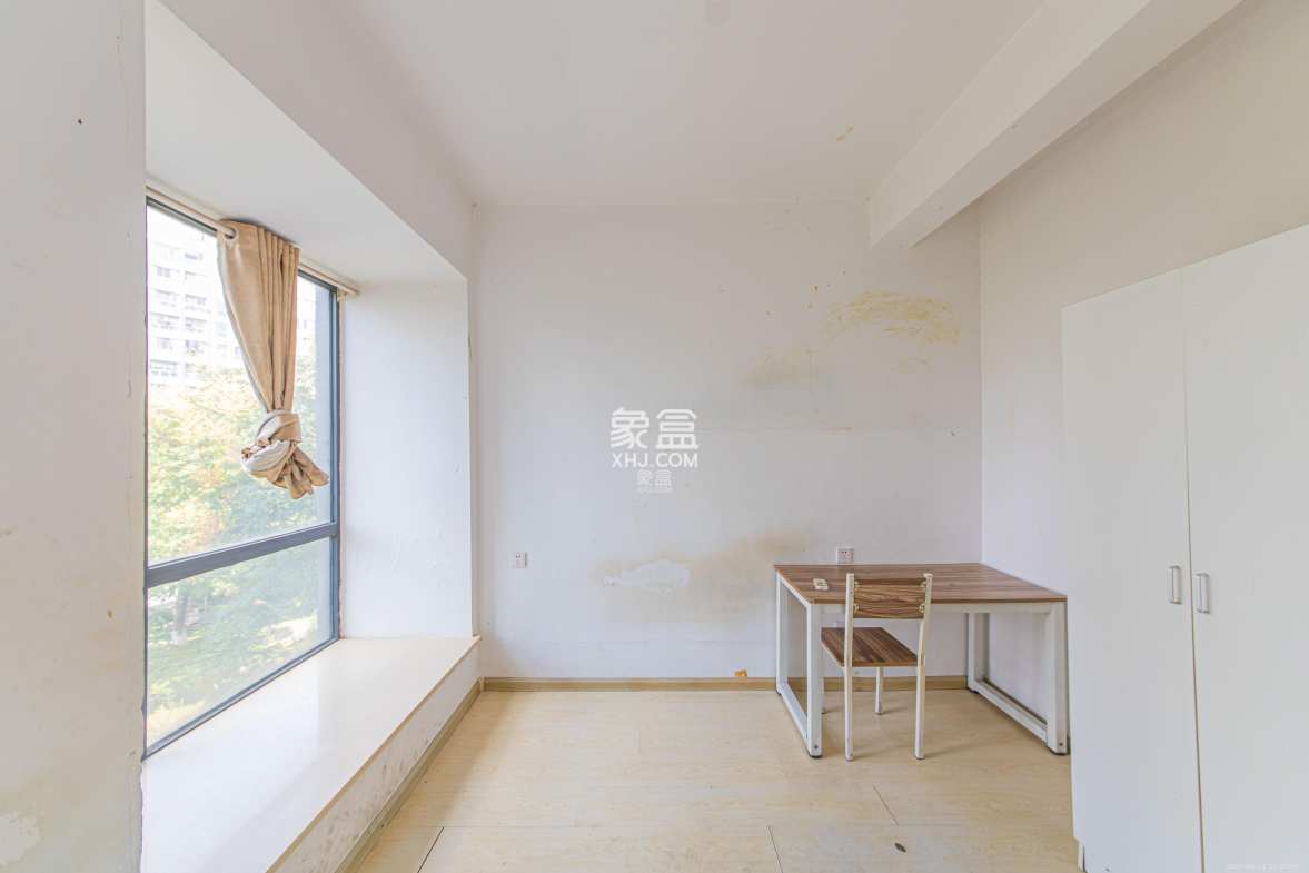 中信城市广场(中信新城一期)  1室2厅1卫    66.0万 中信城市广场(中信新城一期)  1室2厅1卫    66.0万卧室