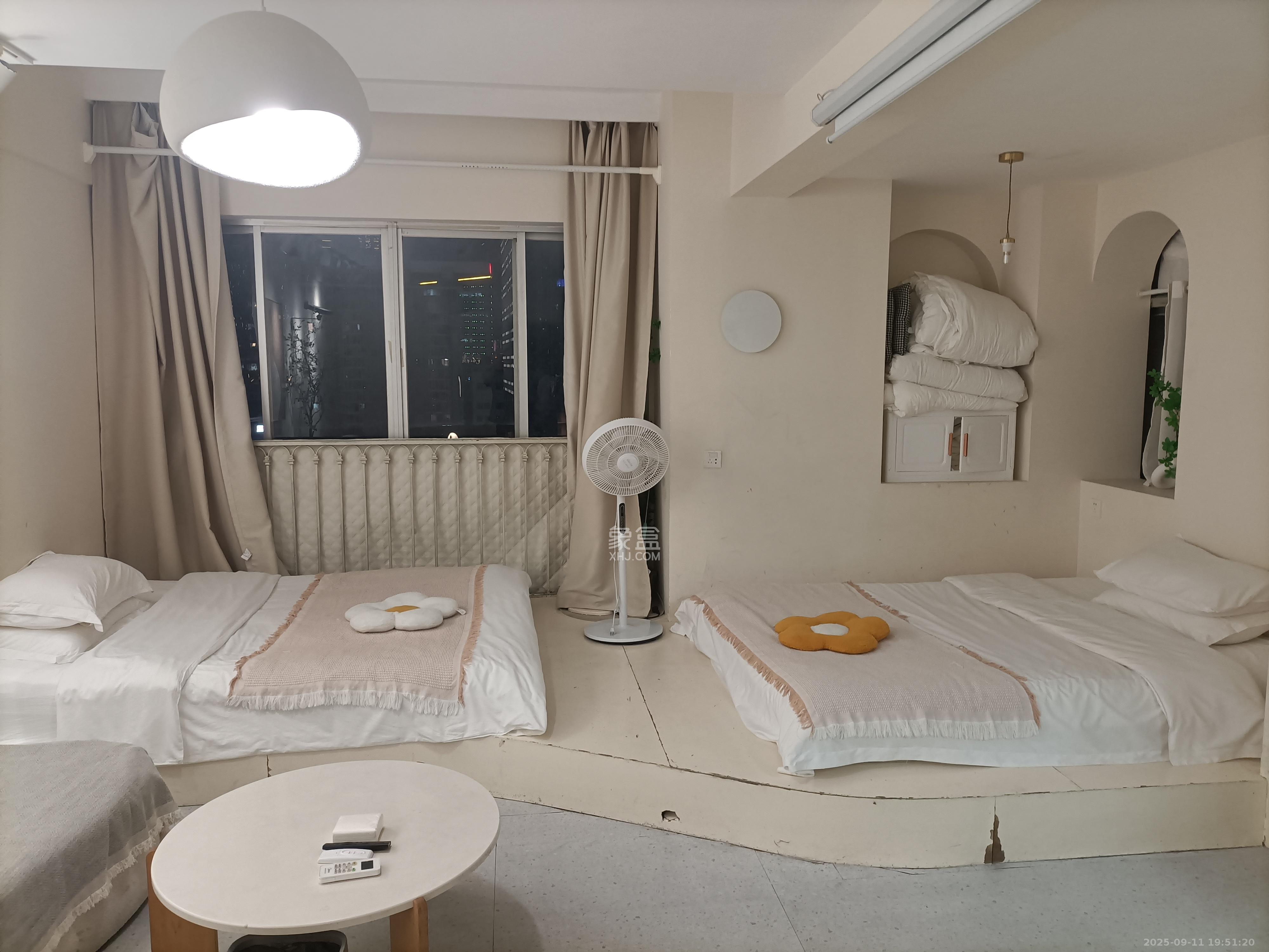 鸿盛大厦  1室1厅1卫    2000.0元/月 鸿盛大厦  1室1厅1卫    2000.0元/月室内图